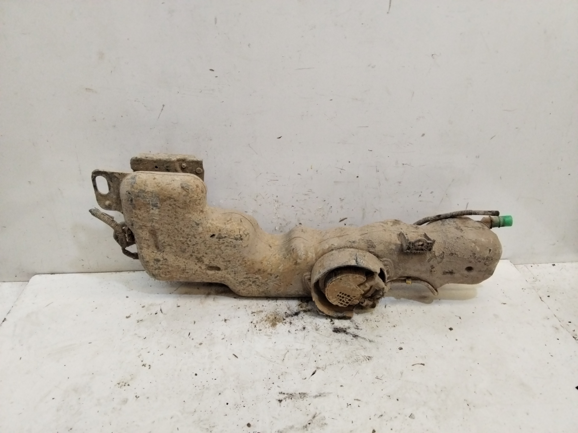 TOYOTA Hilux 7 generation (2005-2015) Fuel Tank 4088306AA 25265417