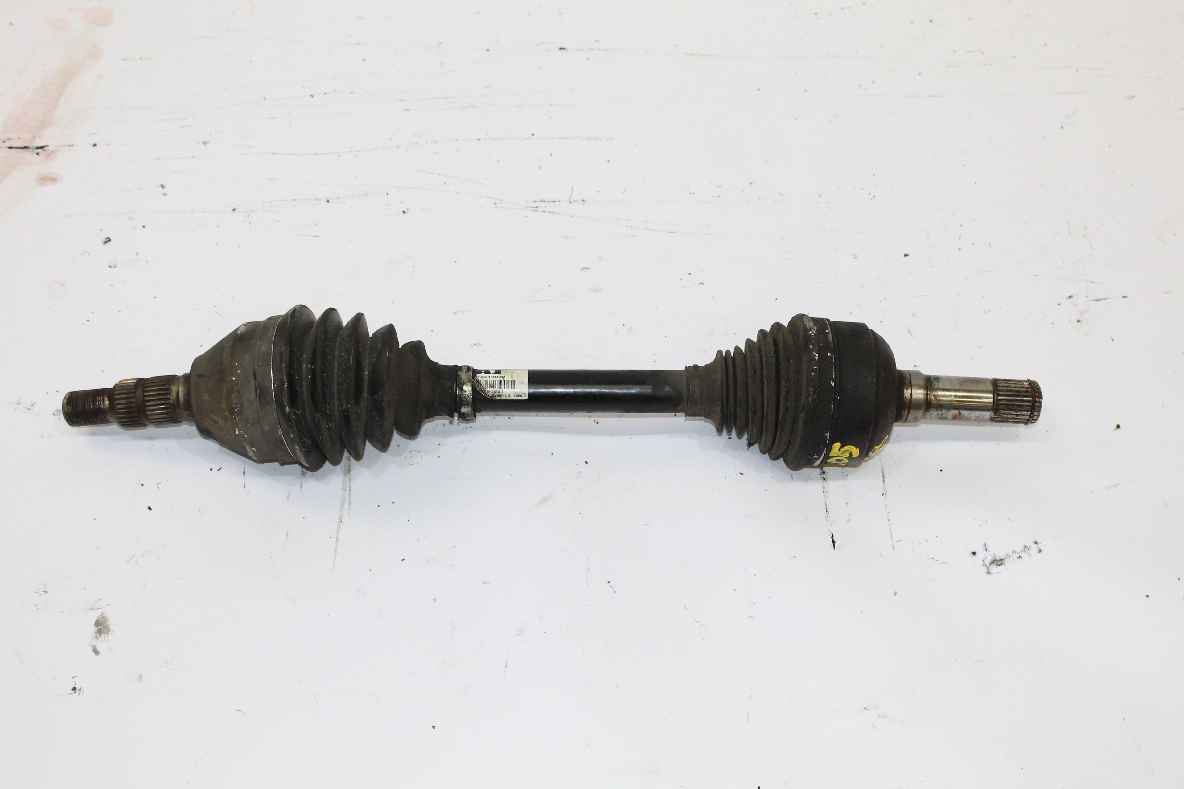 OPEL Insignia A (2008-2016) Front Right Driveshaft 13219092 23712645
