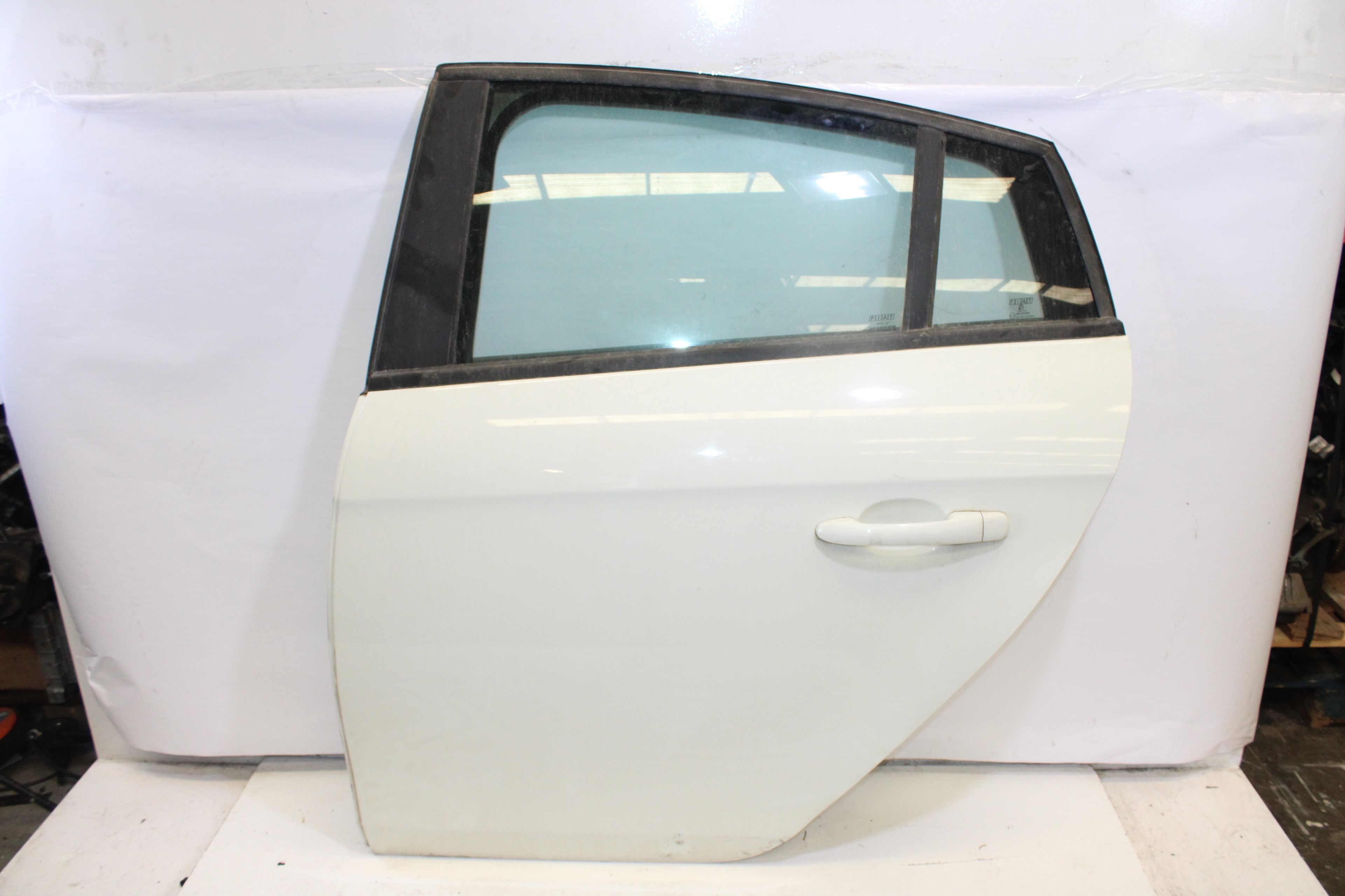 FIAT Bravo 2 generation (2007-2011) Rear Left Door NOREF 25569397