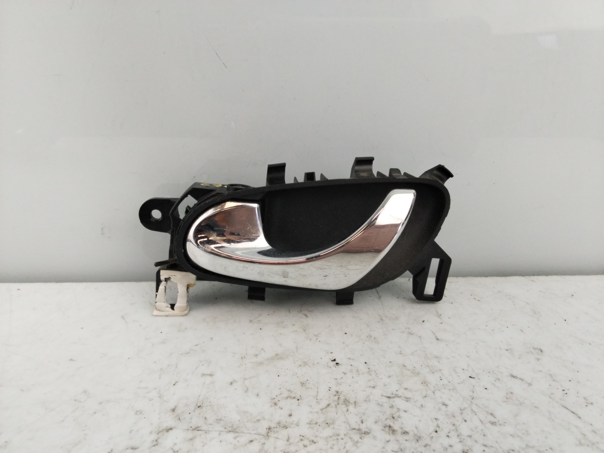 RENAULT Kadjar 1 generation (2015-2024) Front Left Door Interior Handle Frame 806714EA 25753237