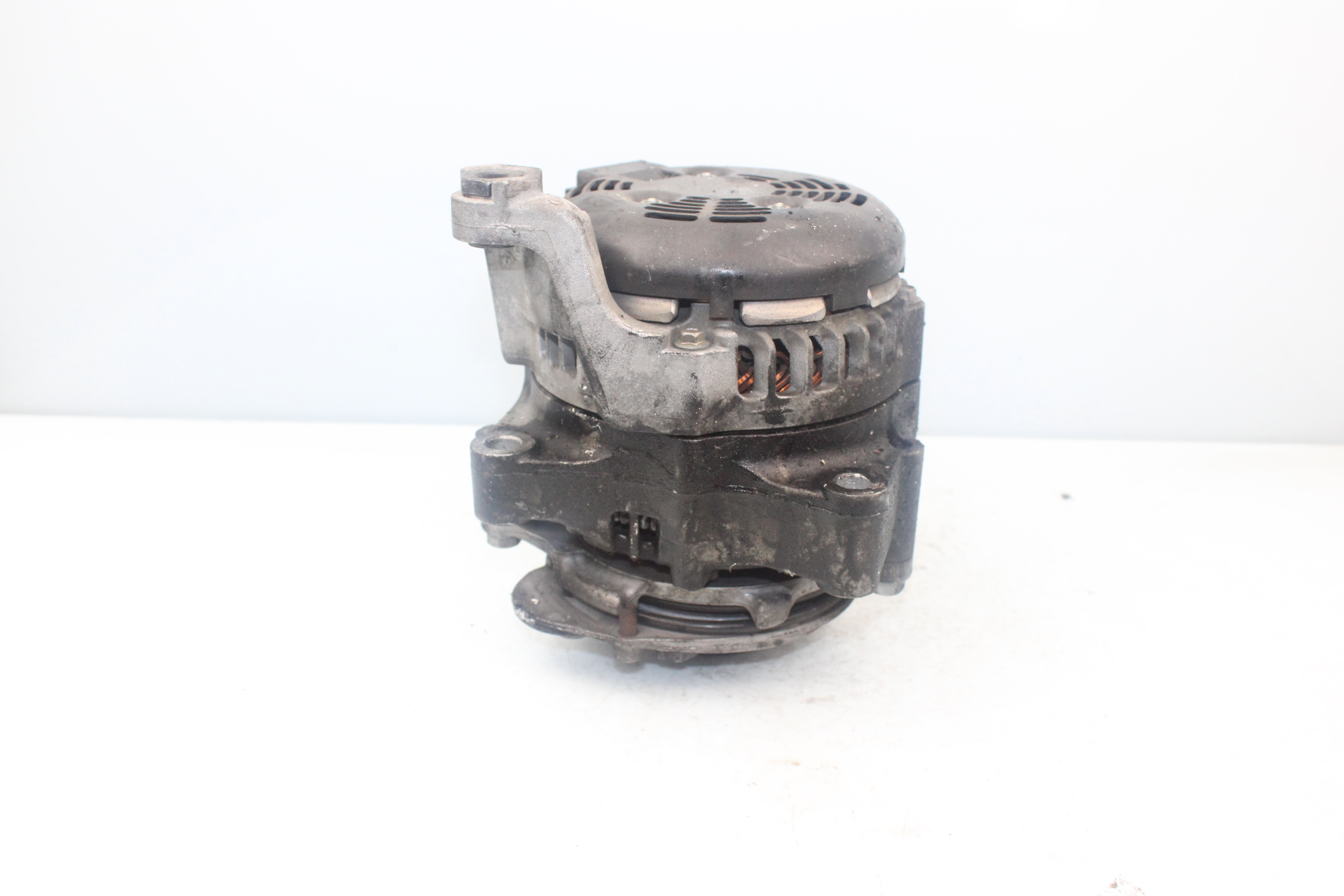 BMW 1 Series F20/F21 (2011-2020) Laturi 1042106730 25178970