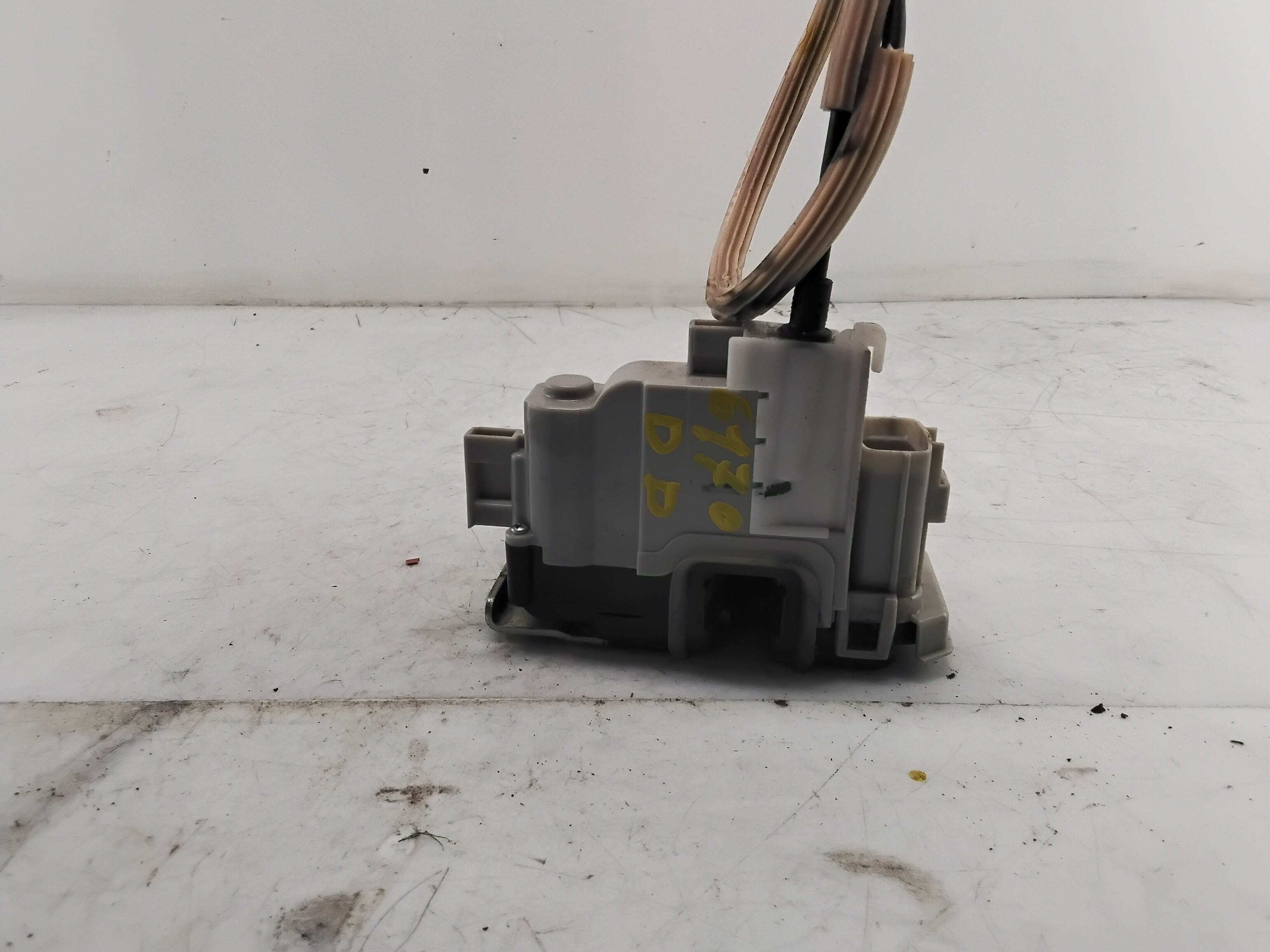 Front lock door rh 199B1000 51926043 de Lancia Ypsilon 2011-2015 - pieza usada