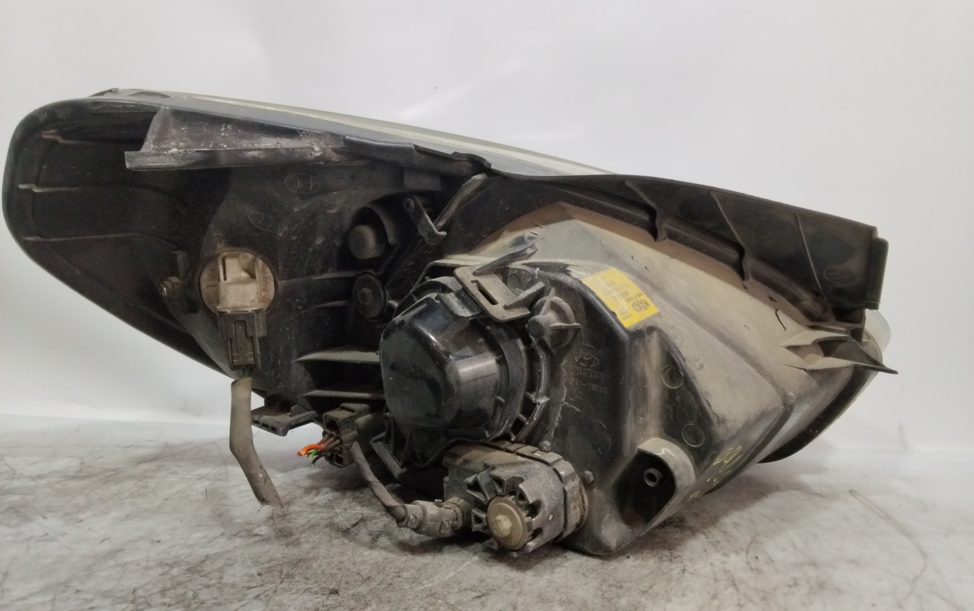 Faro izquierdo D4FA 010200999000 de Hyundai Accent iii (mc) 2005-2010 con 143988 km