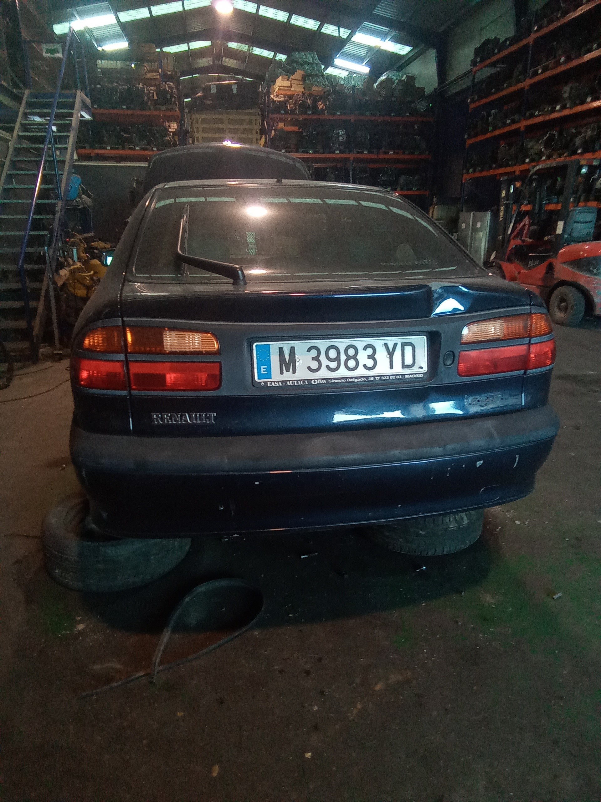 RENAULT Laguna 1 generation (1993-2001) Другие внутренние детали P7700428029A 21073283