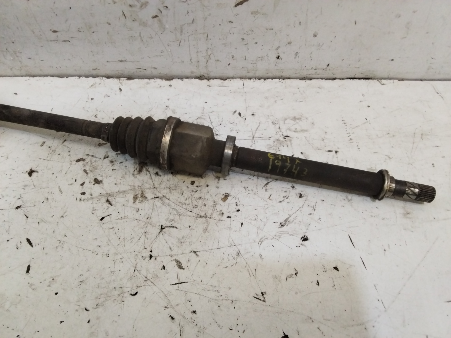 RENAULT Megane 2 generation (2002-2012) Front Right Driveshaft NOREF 25266776