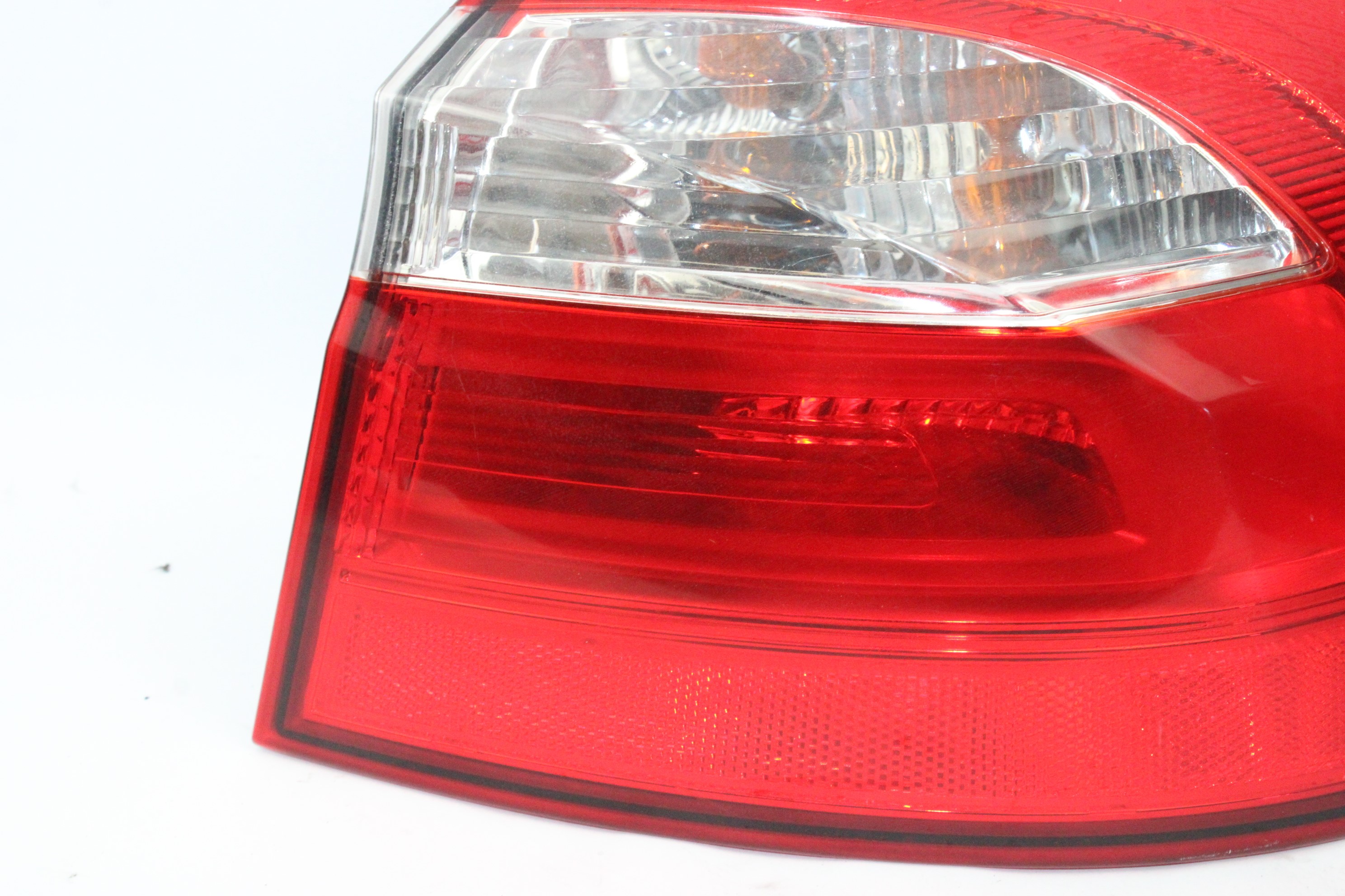 KIA Rio 3 generation (2011-2017) Rear Right Taillight Lamp 924021W2 23763626