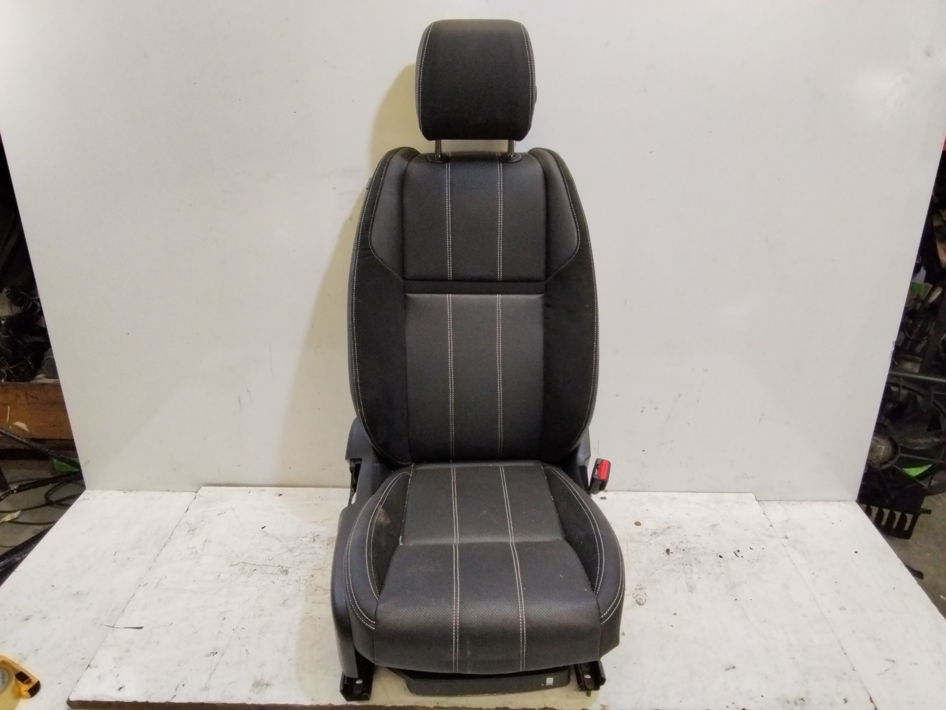 LAND ROVER Range Rover 2 generation (1994-2002) Front Right Seat NOREF 25196971