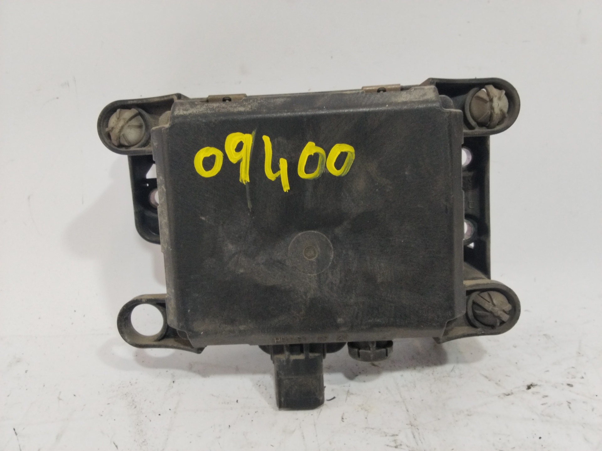 Park steuegerät 9HR 9673046780 de Peugeot 3008 monospace (0u_) 2009-2016 - pieza usada