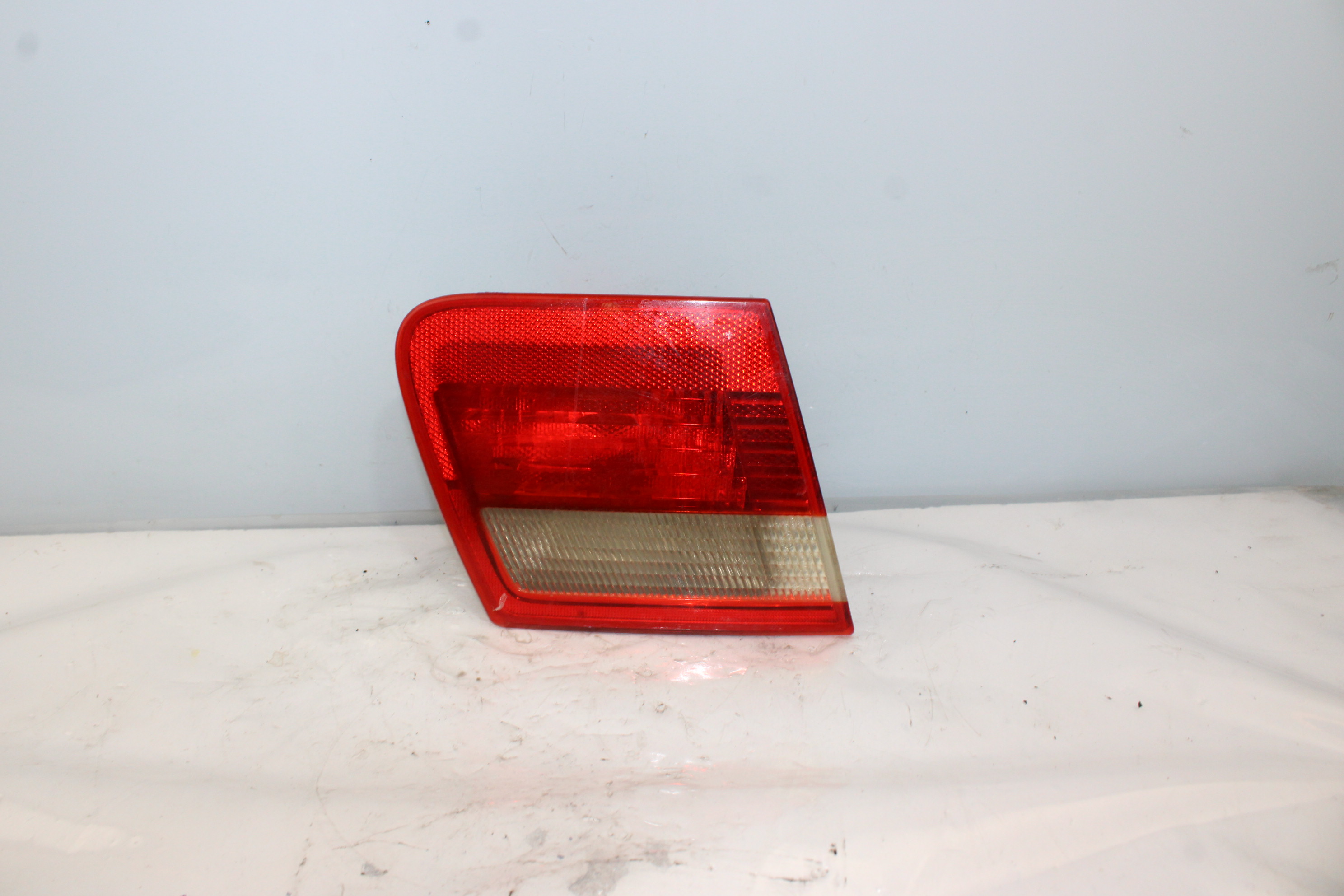 BMW 3 Series E46 (1997-2006) Rear Left Taillight 63218368759 25266438