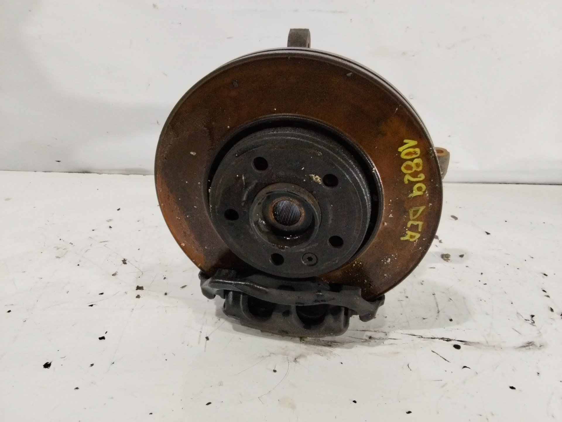Mangueta delantera derecha M9RM786,M9R 786 51910431 de Opel Vivaro 2012-0 - pieza usada