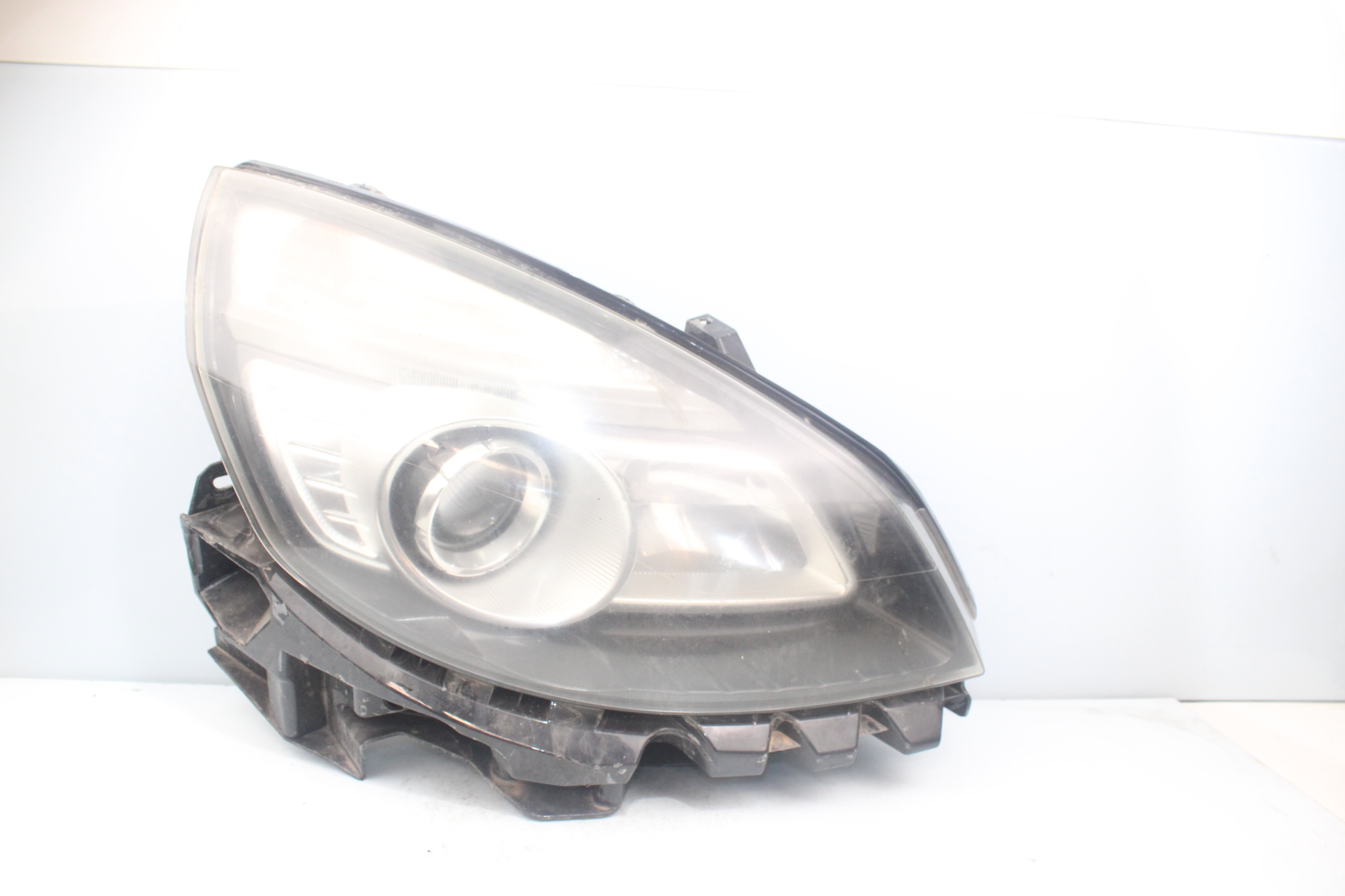 RENAULT Scenic 2 generation (2003-2010) Front Right Headlight 16453800R 25181104