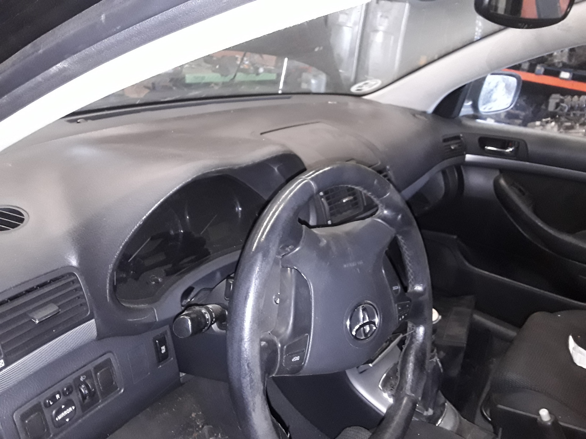 TOYOTA Avensis 2 generation (2002-2009) Стеклоподъемник задней левой двери 6984005100 25267441