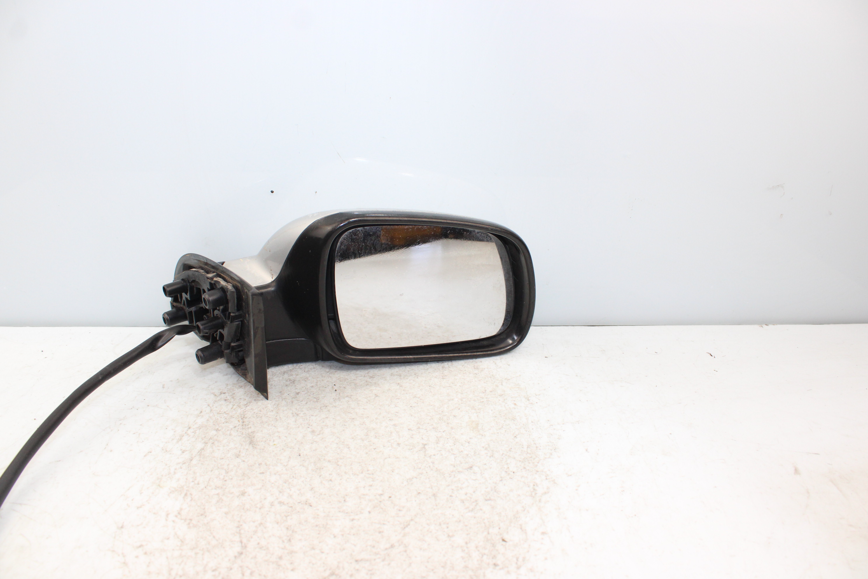 PEUGEOT 307 1 generation (2001-2008) Right Side Wing Mirror 96347734 25280172