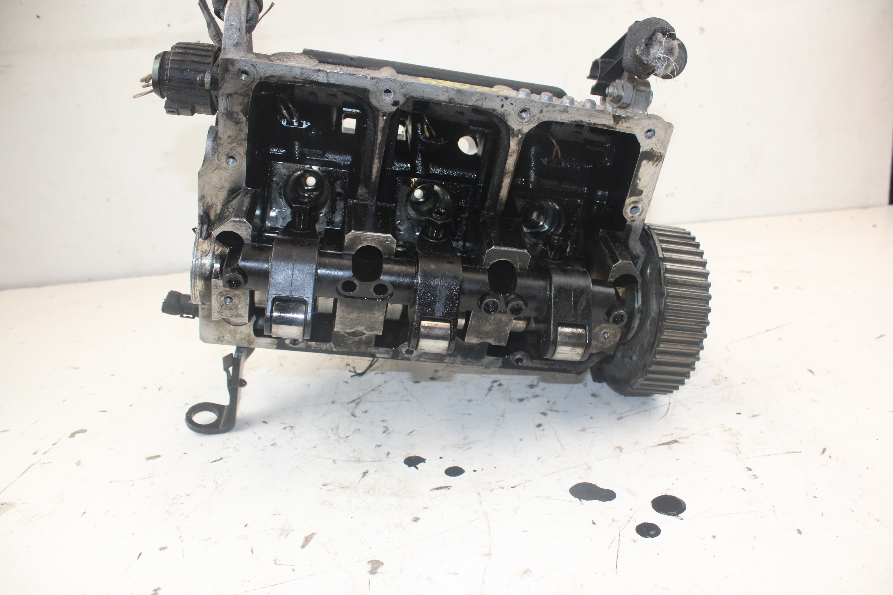 SEAT Ibiza 3 generation (2002-2008) Engine Cylinder Head 045103373H 23835104