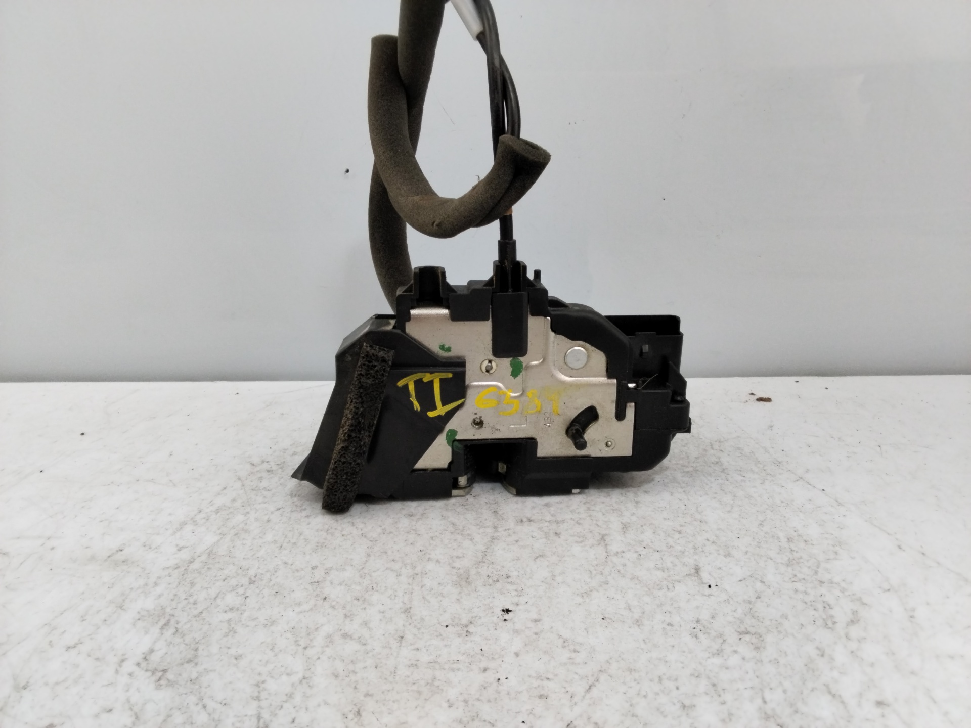 NISSAN Juke YF15 (2010-2020) Rear Left Door Lock X12CRLC 25368219