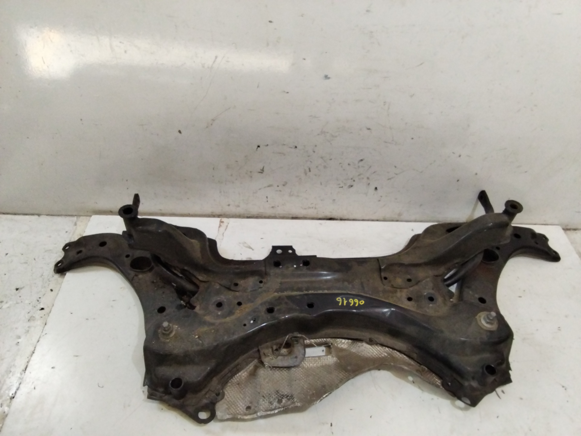 TOYOTA Auris 1 generation (2006-2012) Передний траверс NOREF 26377514