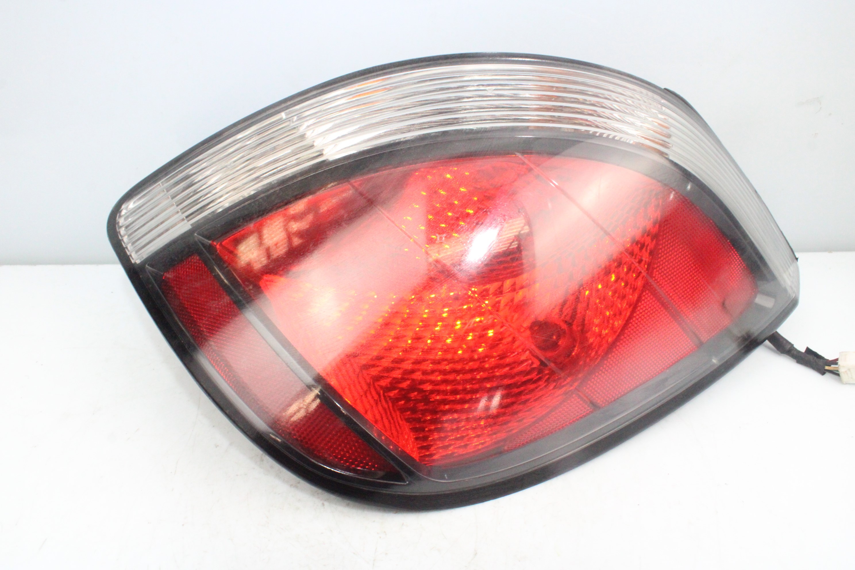 KIA Rio 2 generation (2005-2011) Rear Right Taillight Lamp 924021G2 25177280