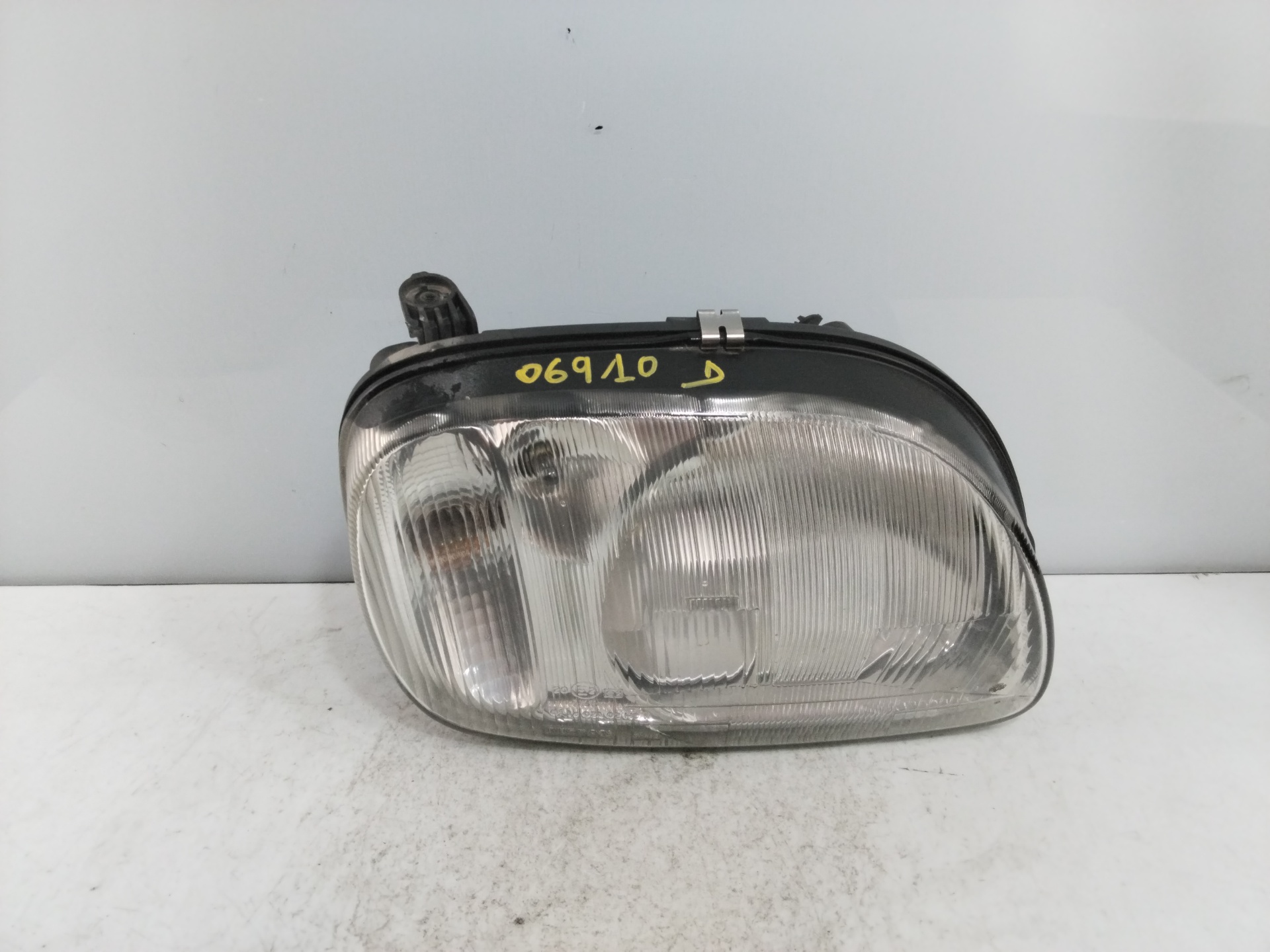 HYUNDAI i30 GD (2 generation) (2012-2017) Front Right Headlight NOTIENEREFERENCIA 25612508