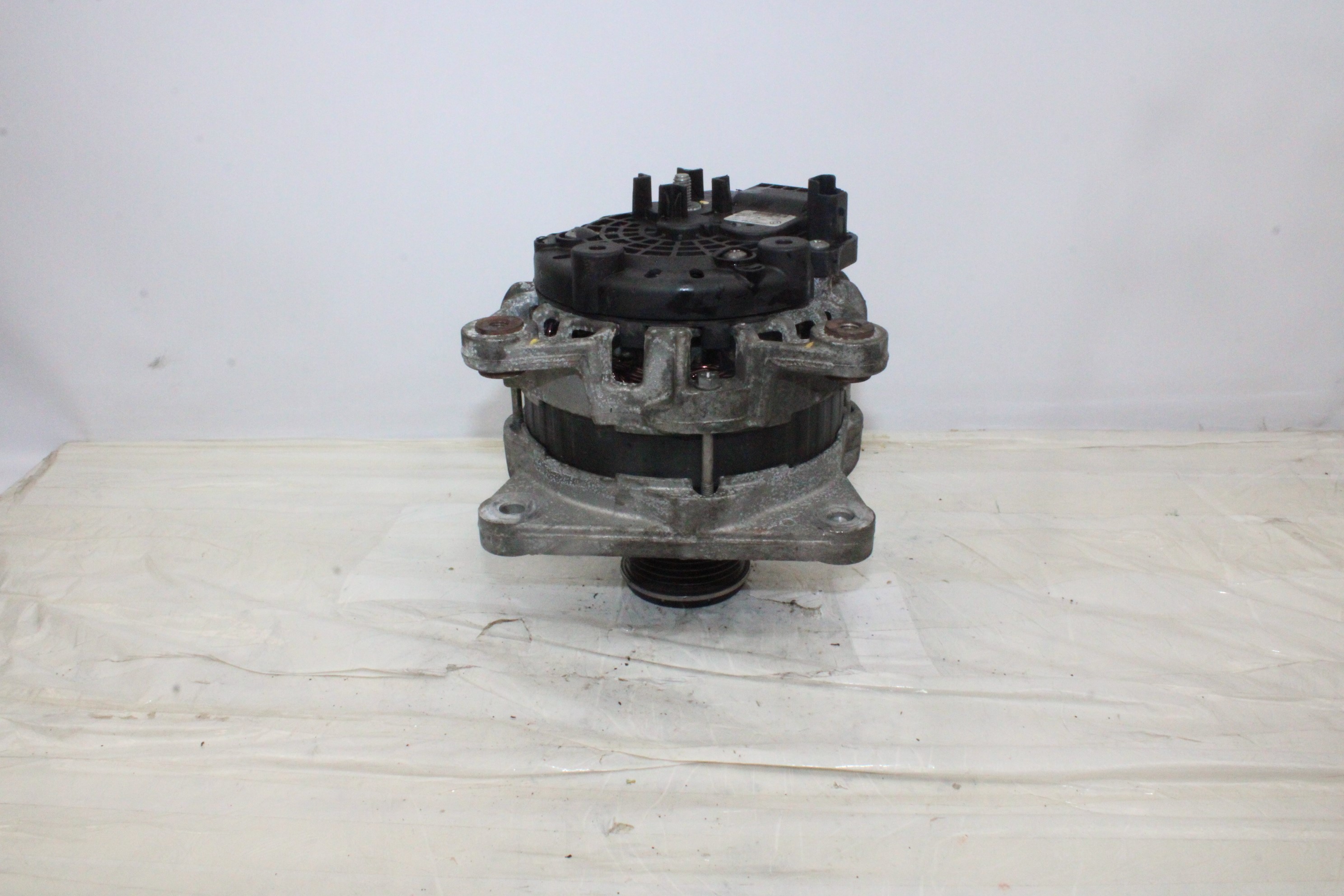 DACIA Dokker 1 generation (2012-2024) Alternator 231002949R 23768564