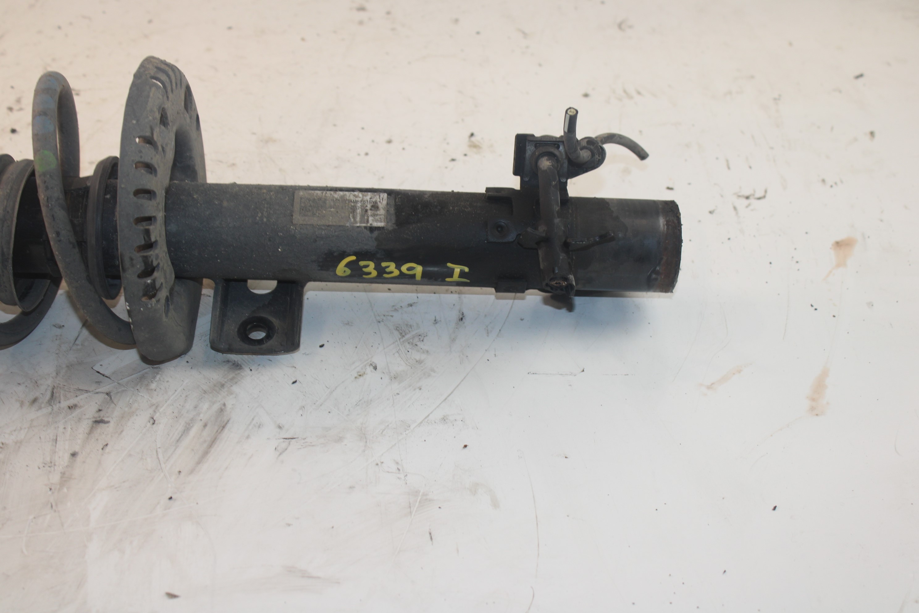 AUDI A1 8X (2010-2020) Front Left Shock Absorber NOTIENEREFERENCIA 25188678