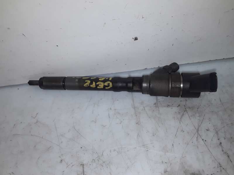 HYUNDAI Getz 1 generation (2002-2011) Injector de combustibil 3380027900, 0445110126 19157423