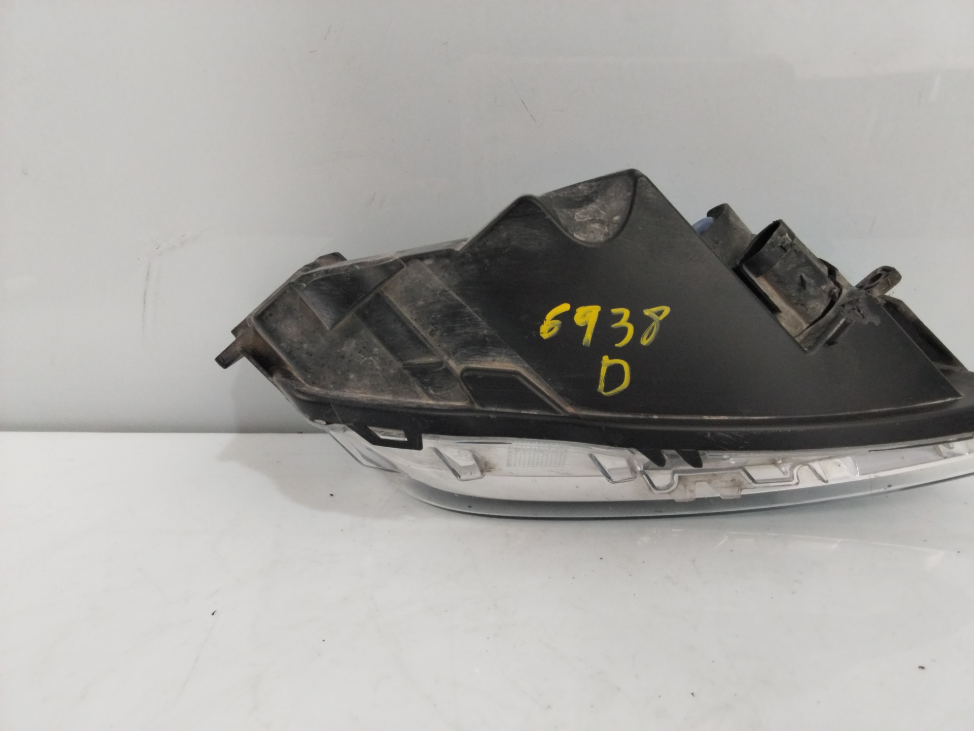 SEAT Leon 3 generation (2012-2020) Противотуманка бампера передняя правая 5F0941702C 25753187