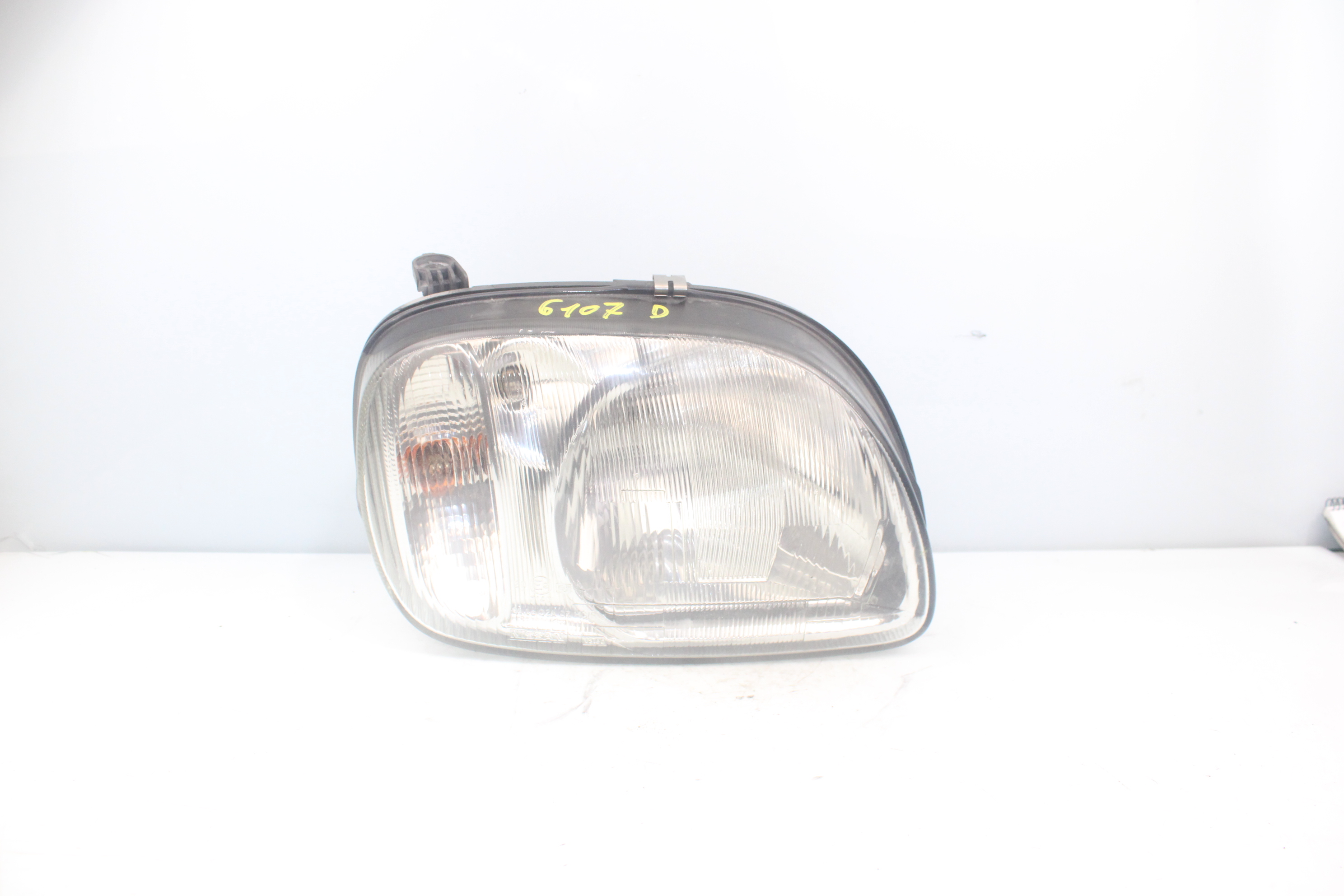 NISSAN Micra K11 (1992-2003) Front Right Headlight NOTIENEREFERENCIA 23809465