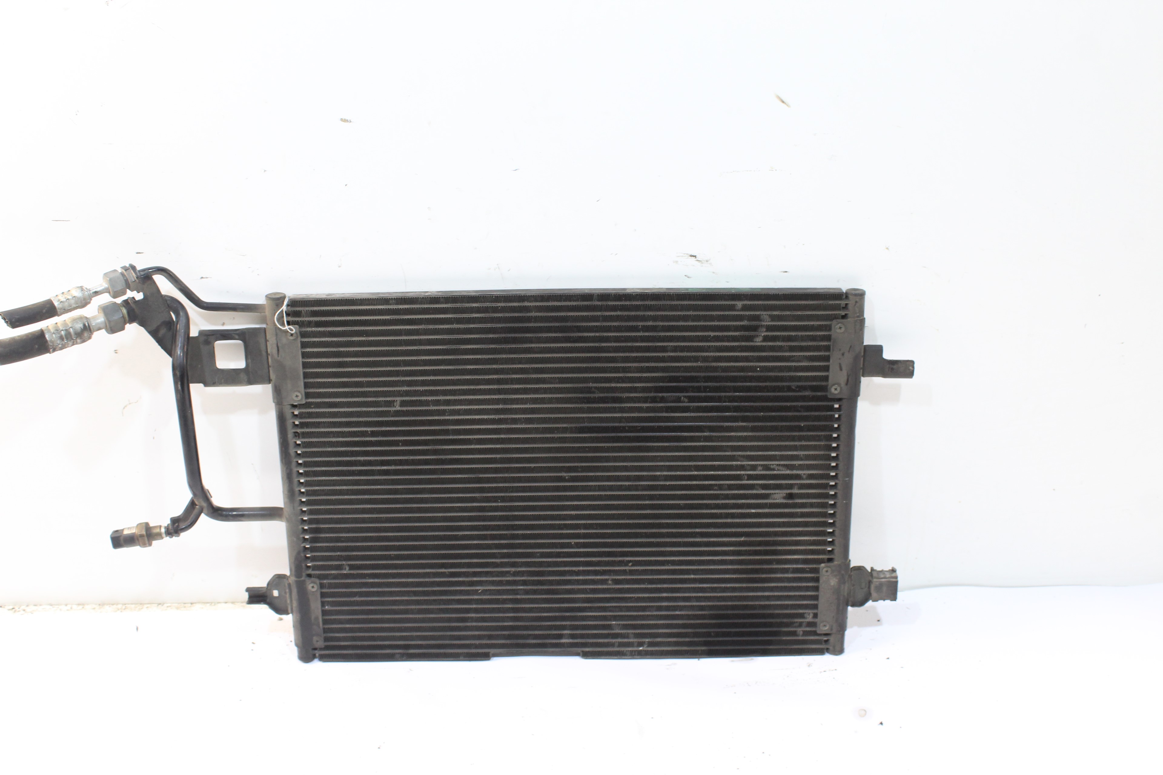 VOLKSWAGEN Passat B3 (1988-1993) Radiateur de climatisation 8D0260401D 23788667