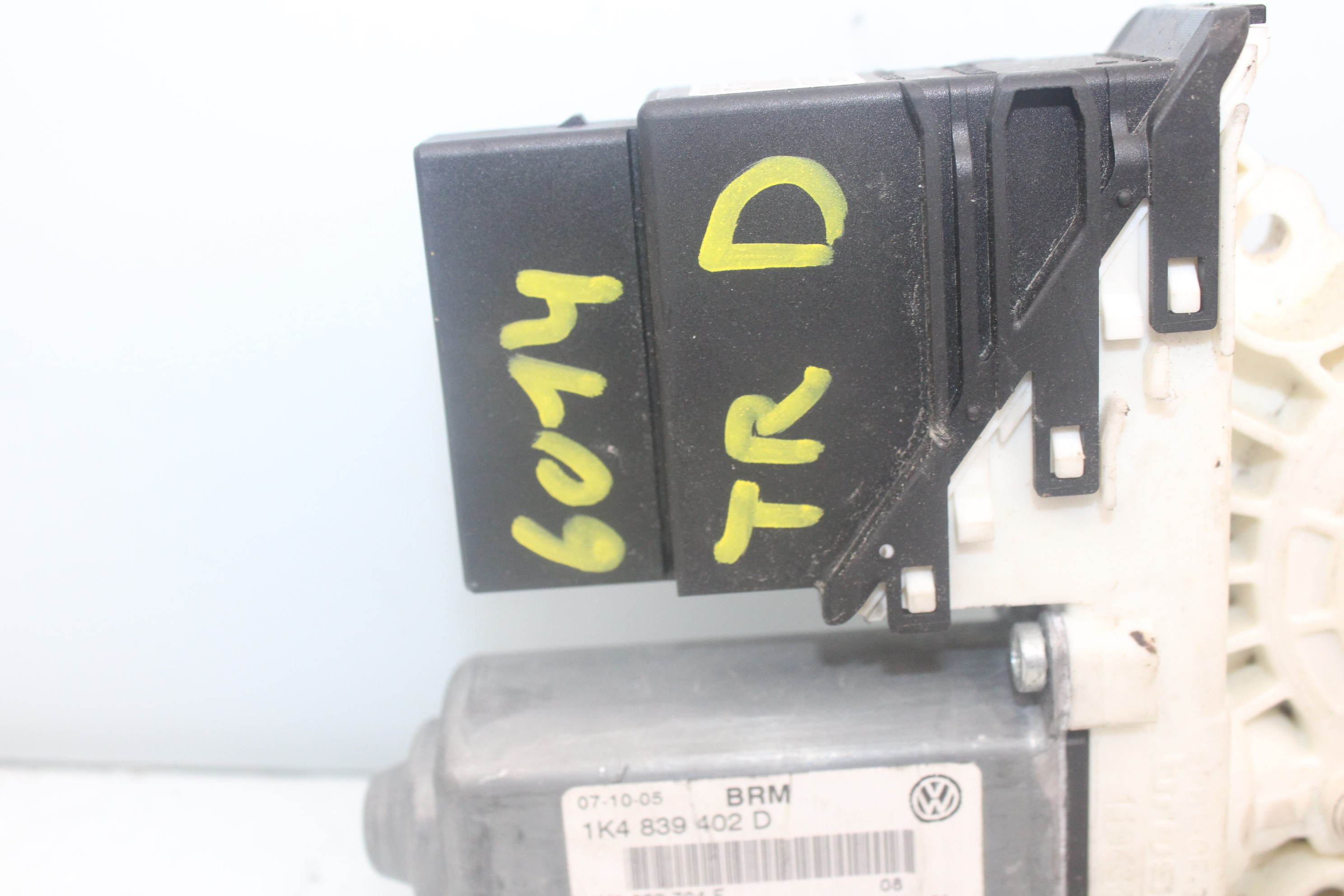 VOLKSWAGEN Golf 5 generation (2003-2009) Motor de control geam ușă  dreapta spate 1K0959704F 25181634