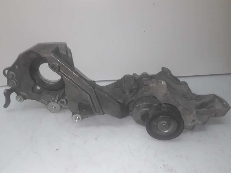 SEAT Toledo 3 generation (2004-2010) Generator beslag 03L903143K 19097003