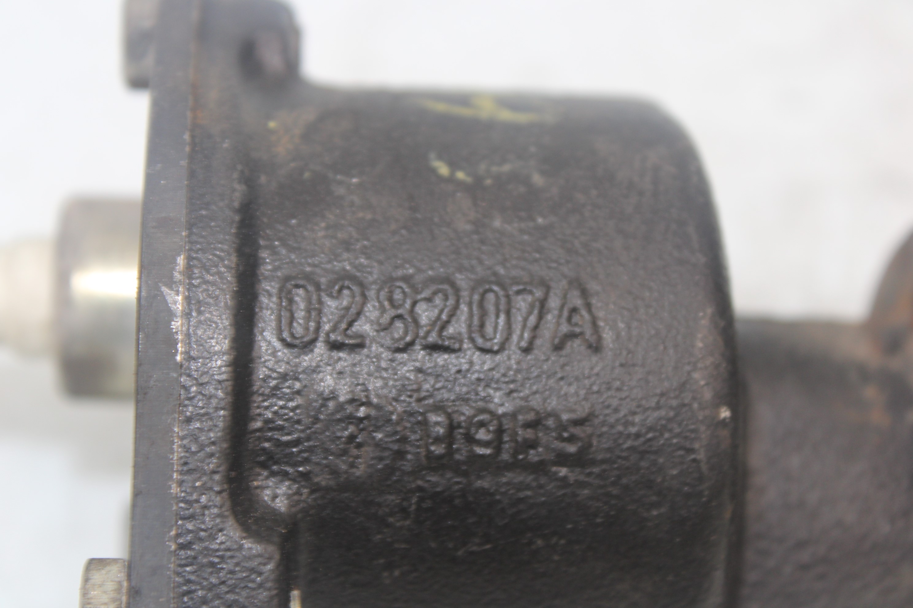 AUDI A4 B5/8D (1994-2001) Pompe à vide 028207A 25188303