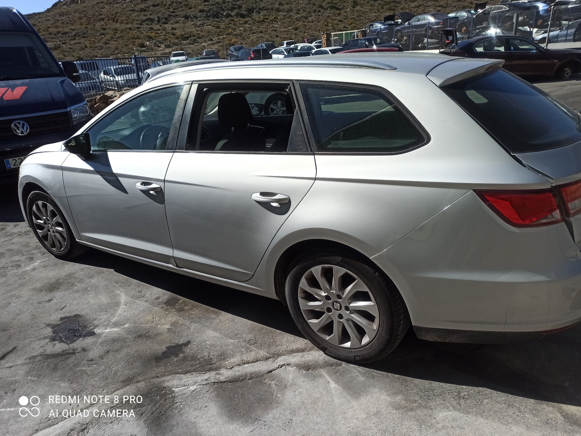 SEAT Leon 3 generation (2012-2020) Sebességváltó gomb 5Q0711061 25265498