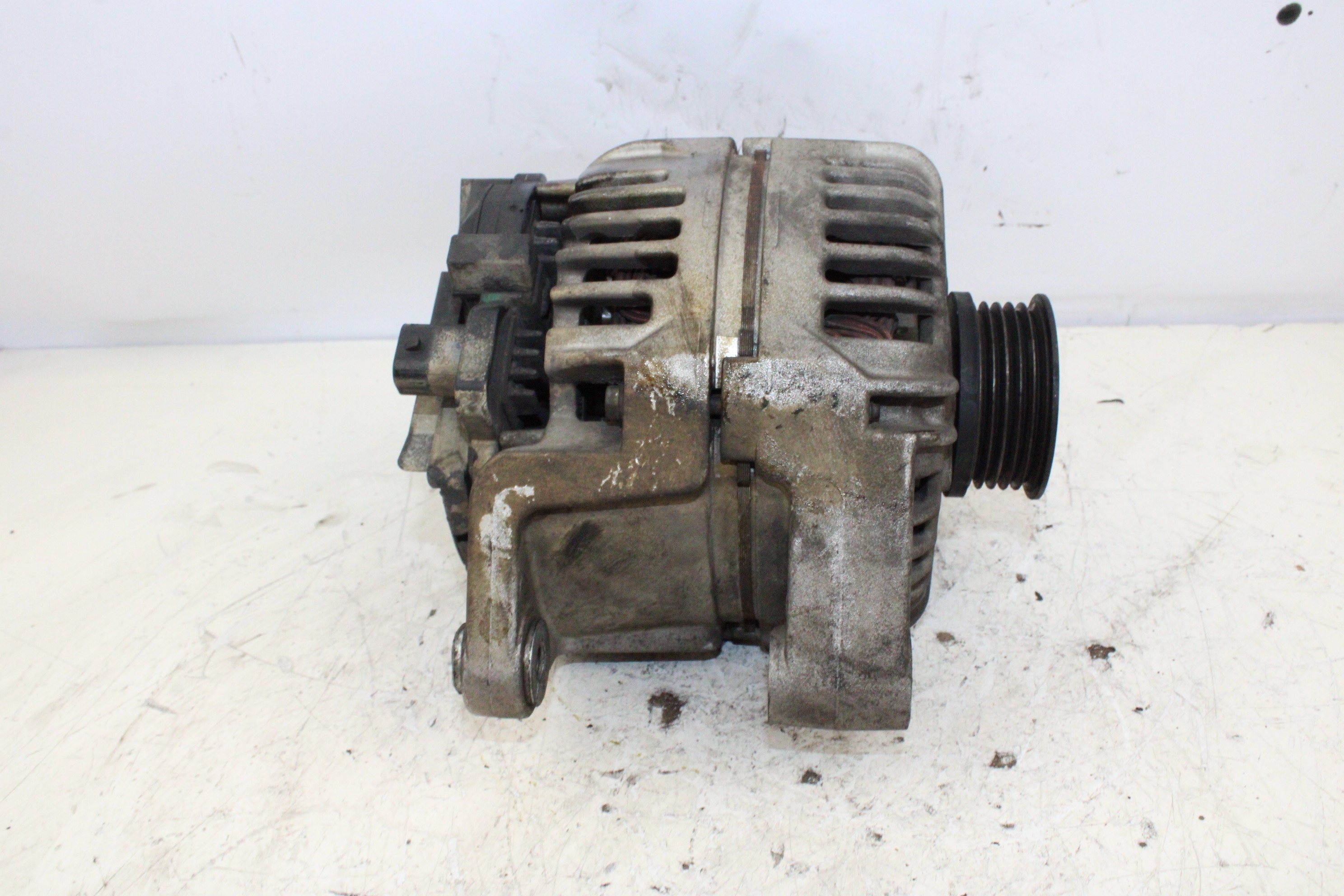 OPEL Corsa D (2006-2020) Alternator 0124325171 23762719