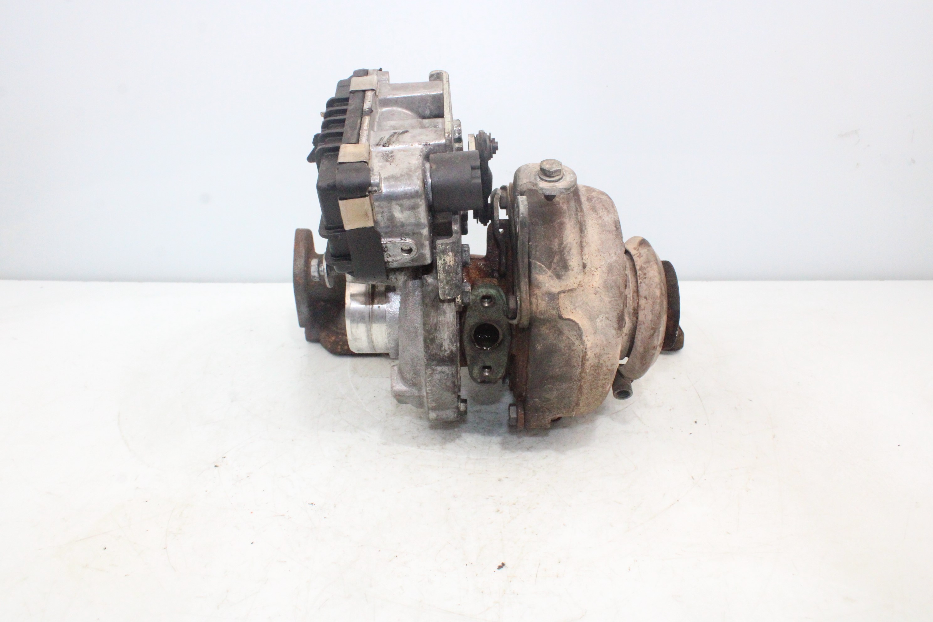 PEUGEOT 407 1 generation (2004-2010) Turbolader 4U3Q6K682AJ 25177785