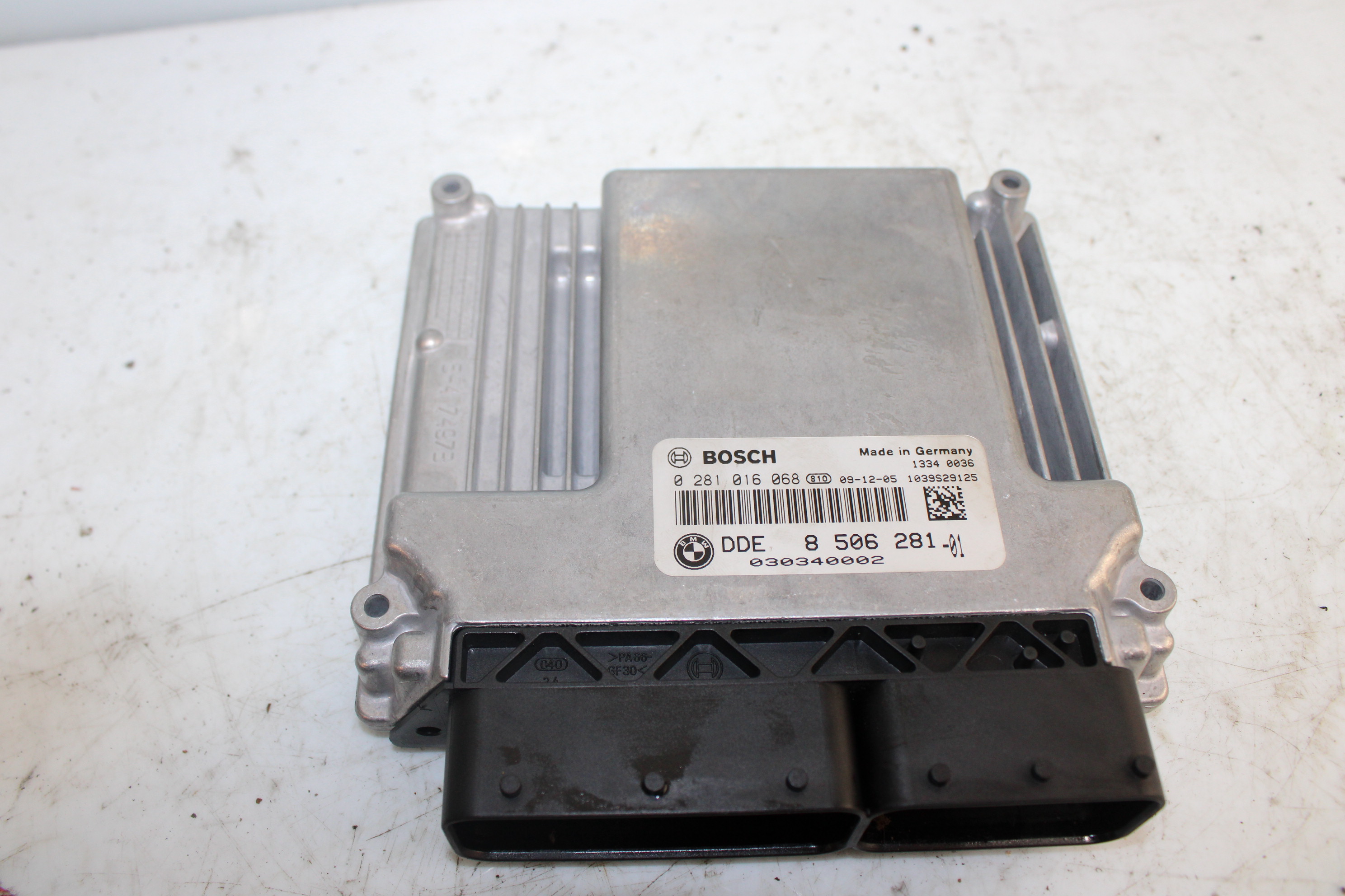 BMW 1 Series E81/E82/E87/E88 (2004-2013) Motorkontrolenhed ECU 0281016068 24065122