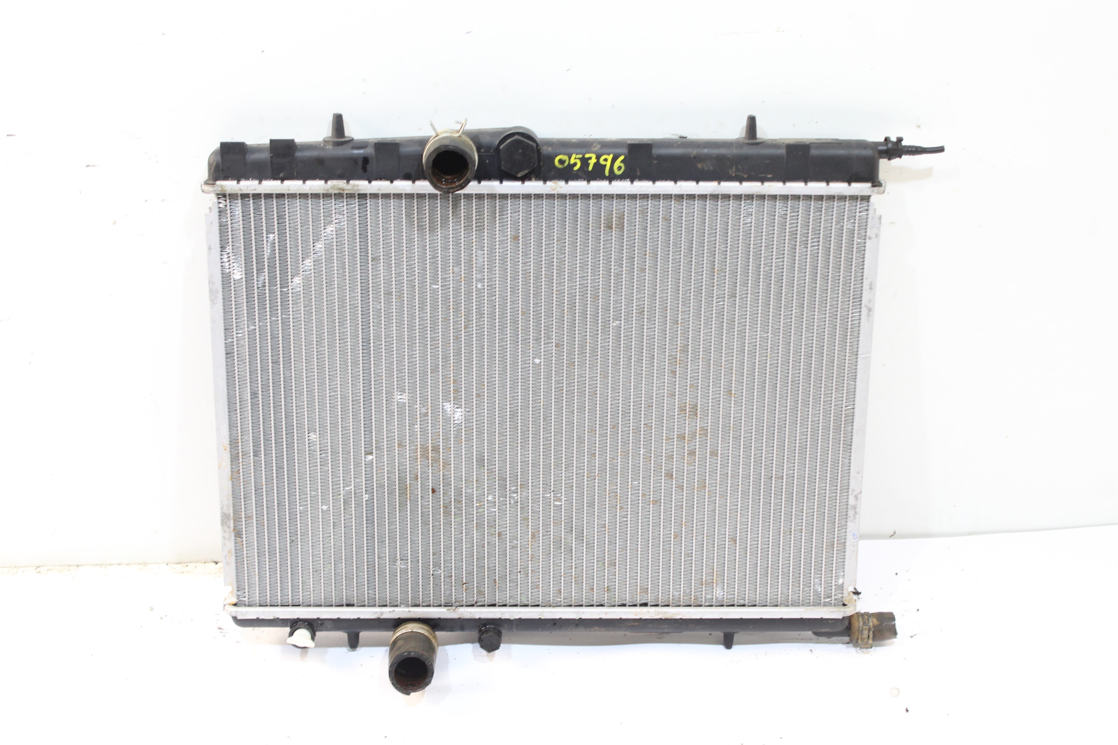PEUGEOT 307 1 generation (2001-2008) Охлаждающий радиатор 2002112 23788823