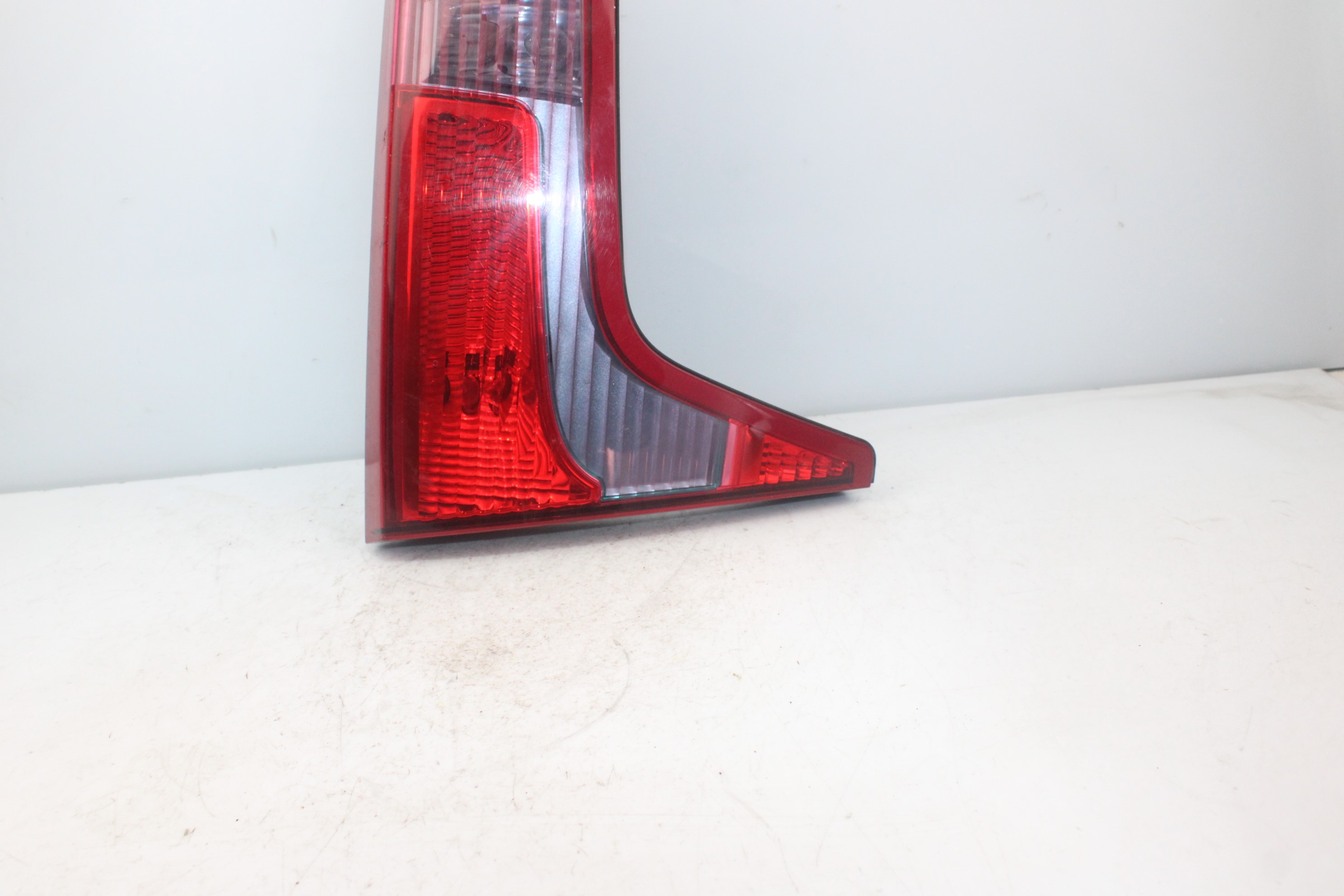 CITROËN C5 1 generation (2001-2008) Rear Left Taillight 89032711X31 25180983