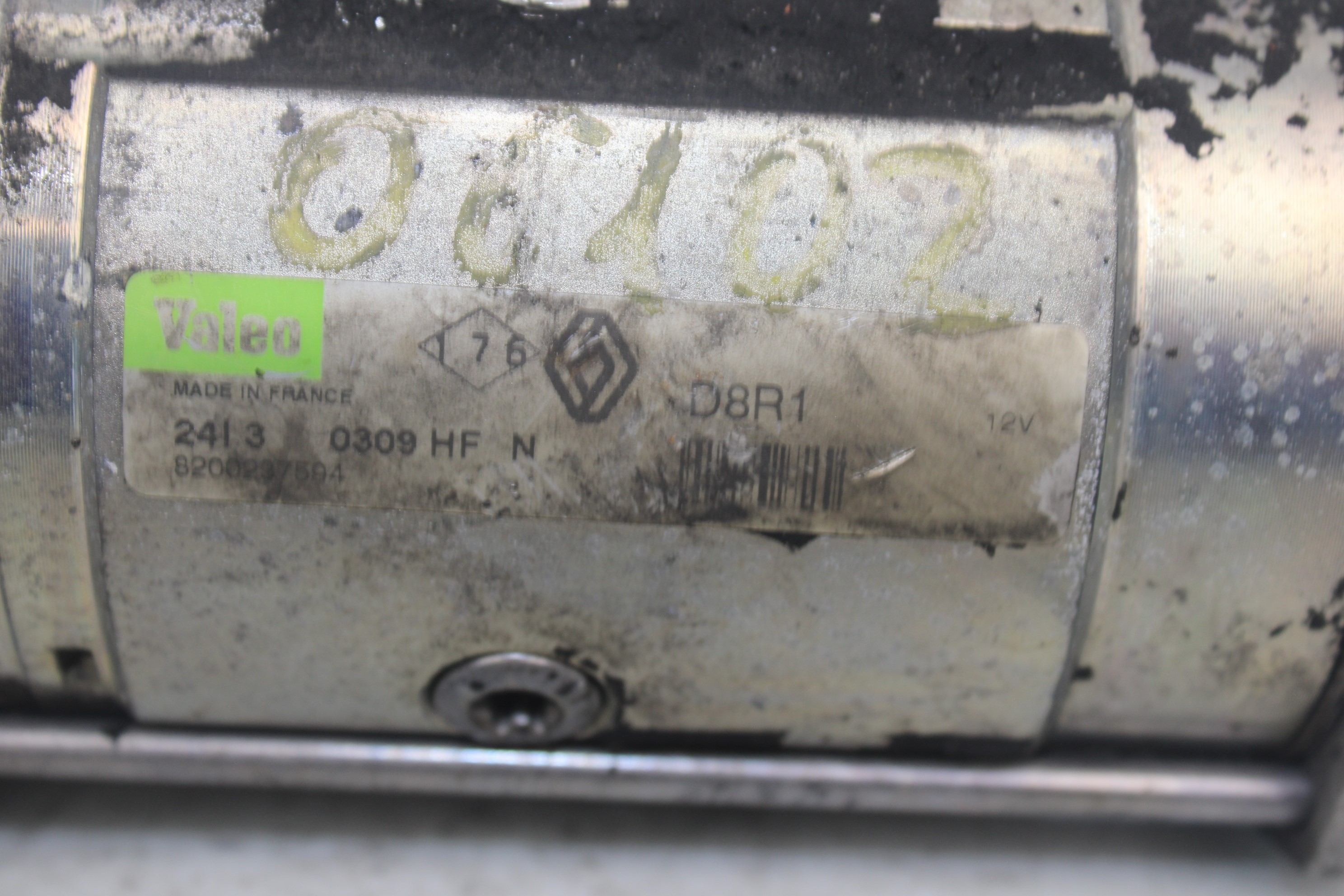 Motor arranque G9T742,G9T743 8200237594 de Renault Espace iv (jk0/1_) 2002-0 150 CV - pieza usada