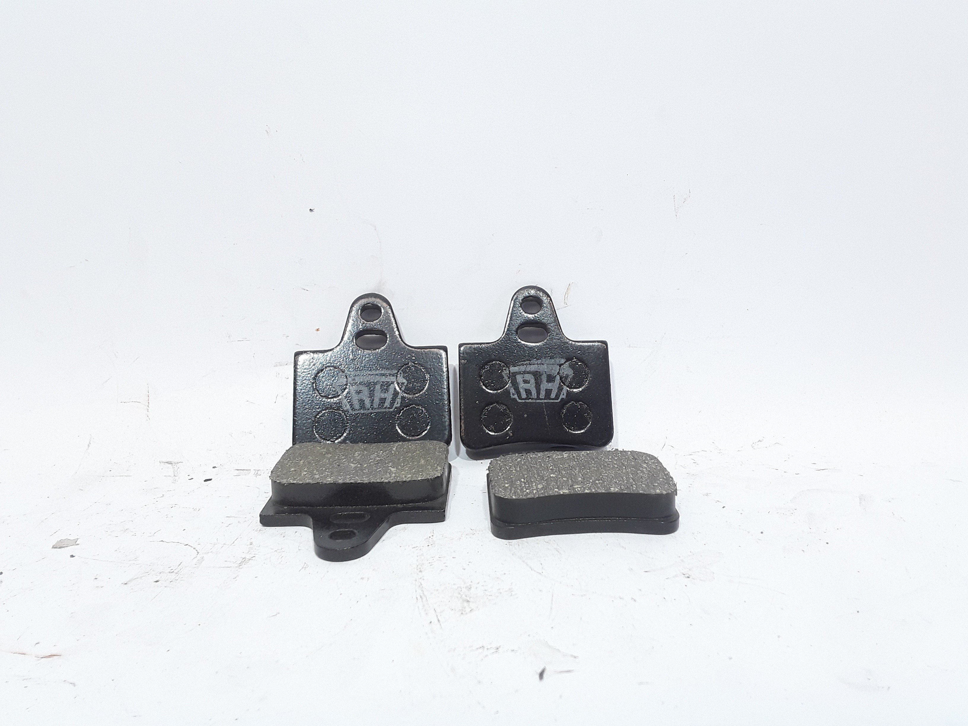 CITROËN Bremžu kluči priekšā 598146 23669716