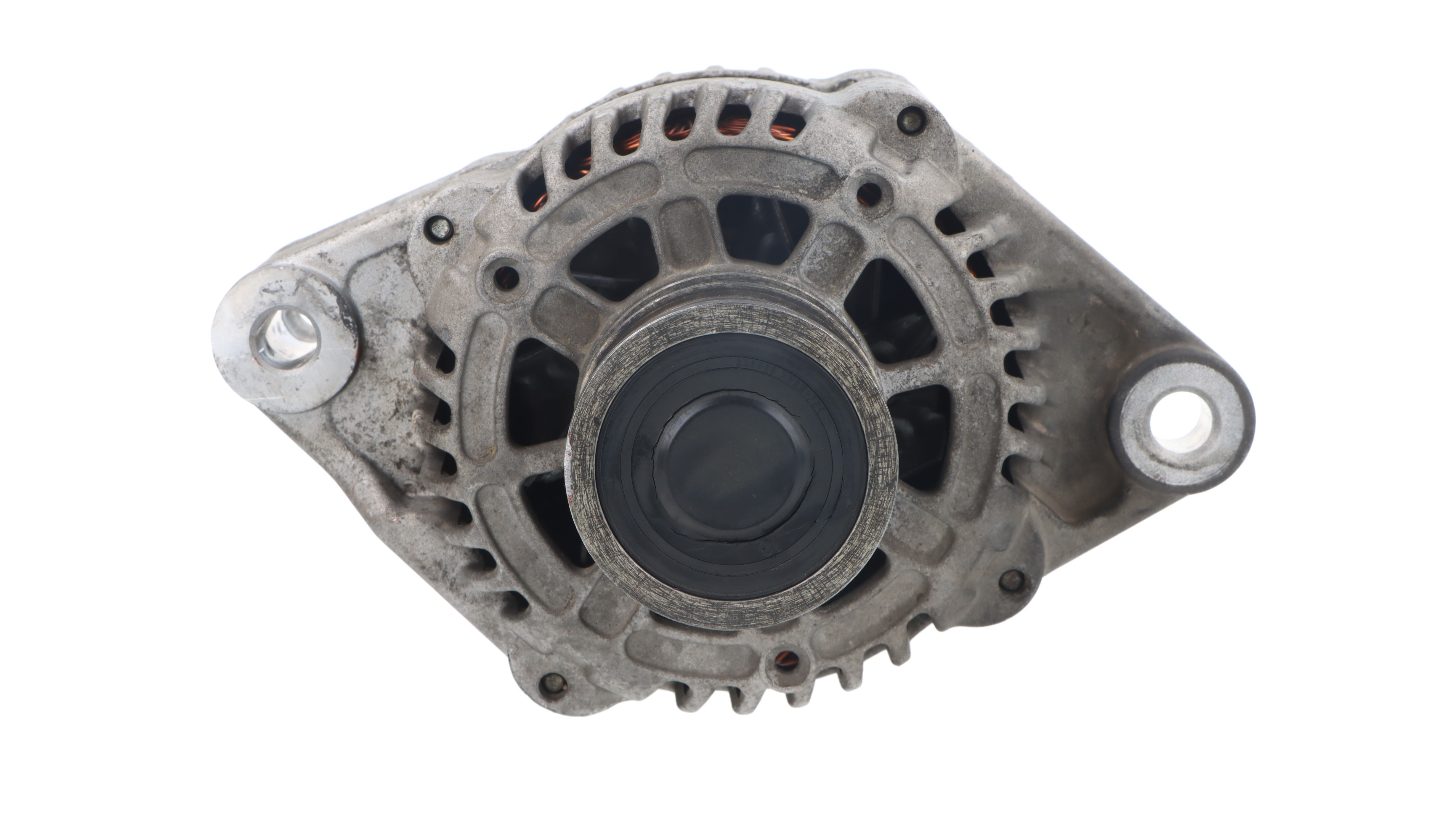 Alternador A20DTH 13579668 de Opel Insignia 2008-2011 - pieza usada