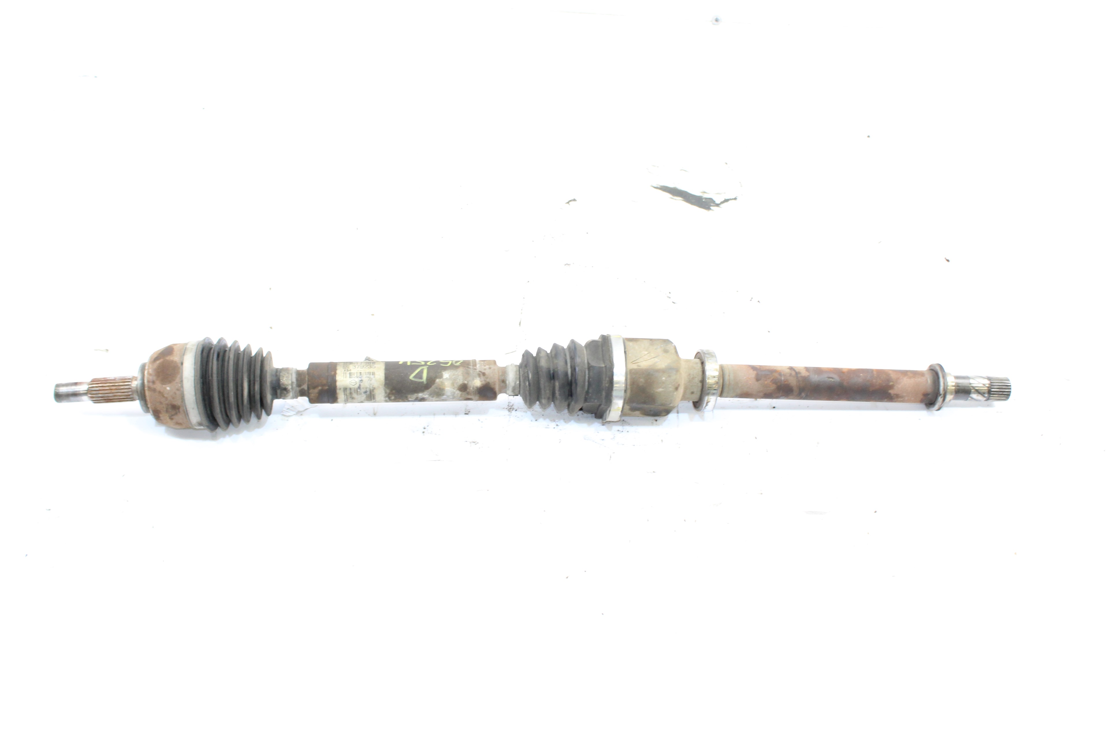 RENAULT Megane 3 generation (2008-2020) Front Right Driveshaft 8200379235 21439612