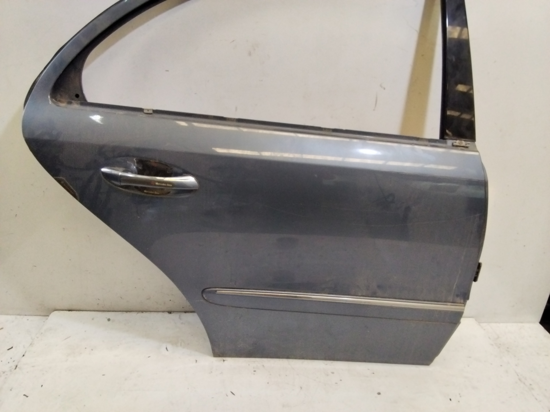 MERCEDES-BENZ E-Class W211/S211 (2002-2009) Rear Right Door 25265411