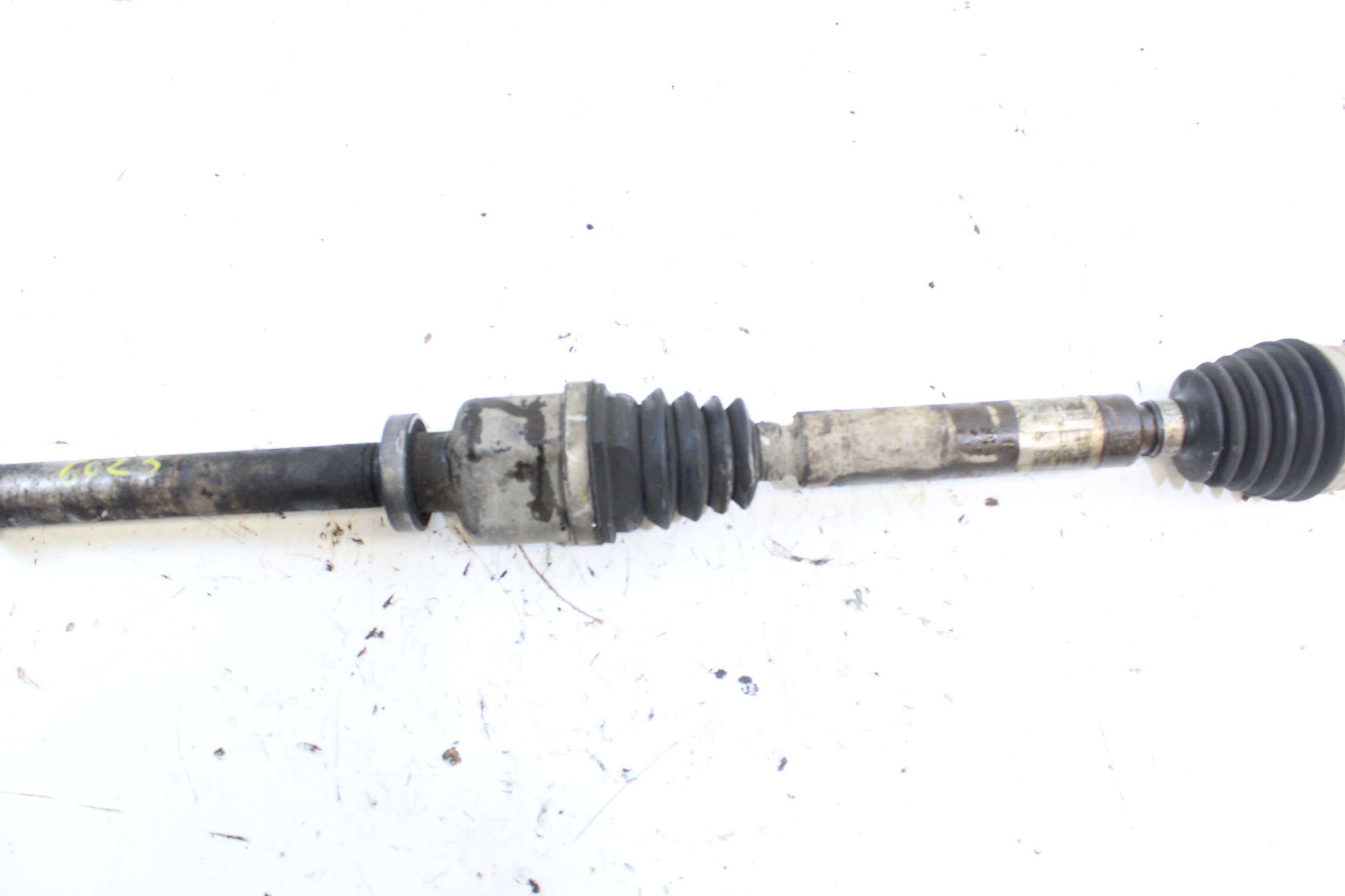 RENAULT Megane 2 generation (2002-2012) Front Right Driveshaft 8200379235 25181620