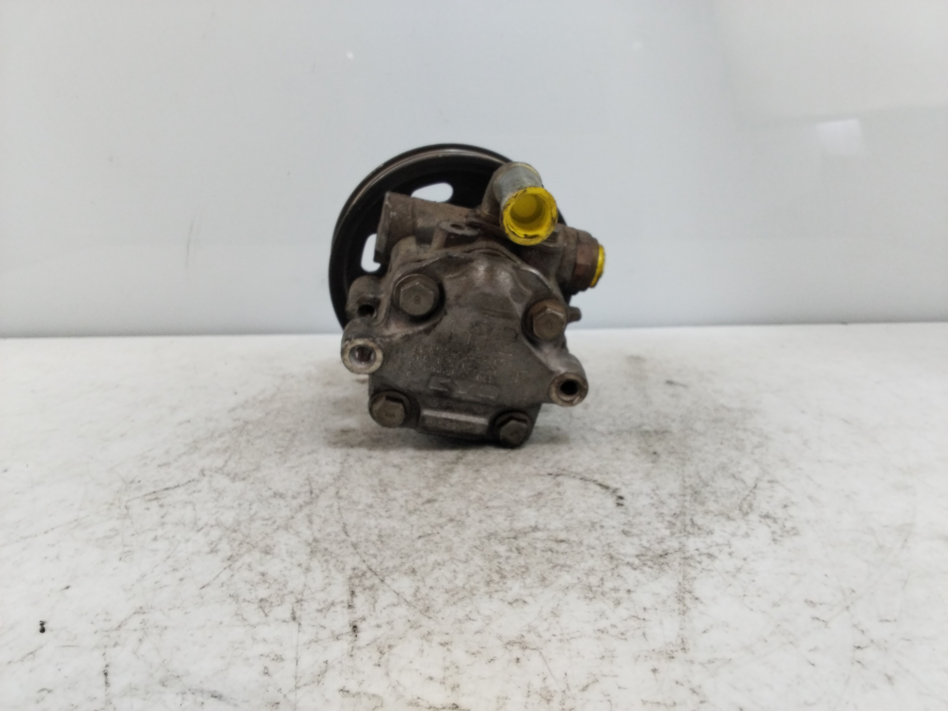 DAIHATSU Power Steering Pump 7M0145157AA 25618379