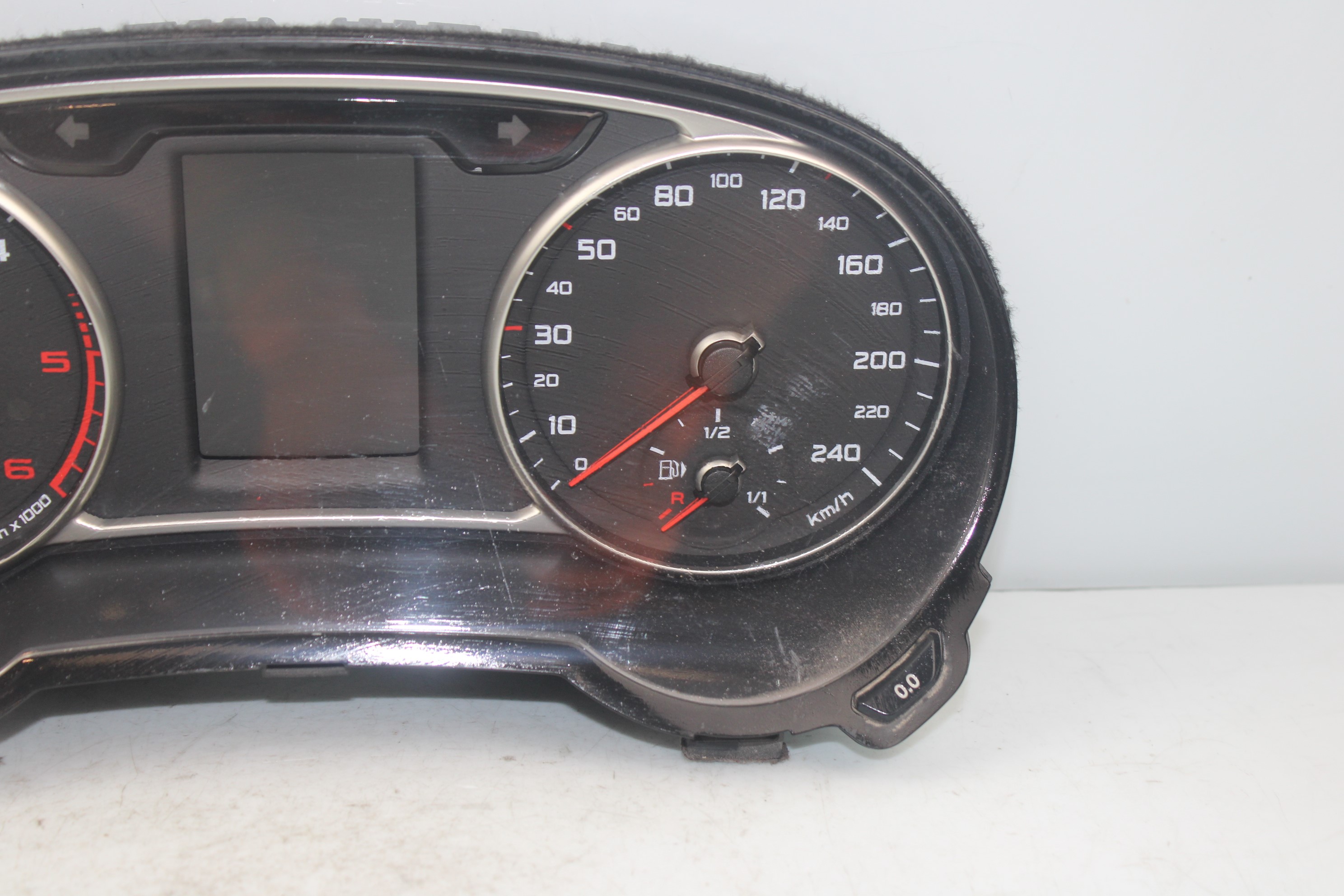 AUDI A1 8X (2010-2020) Speedometer 8XA920930F 25125649