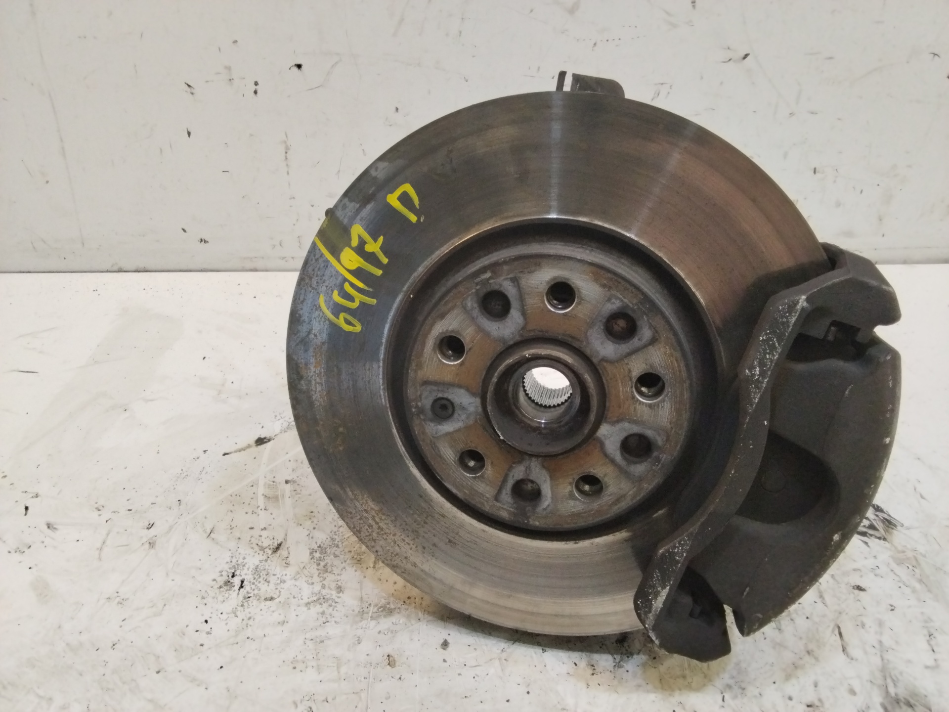 SEAT Alhambra 2 generation (2010-2021) Front Right Wheel Hub NOTIENEREFERENCIA 25196363