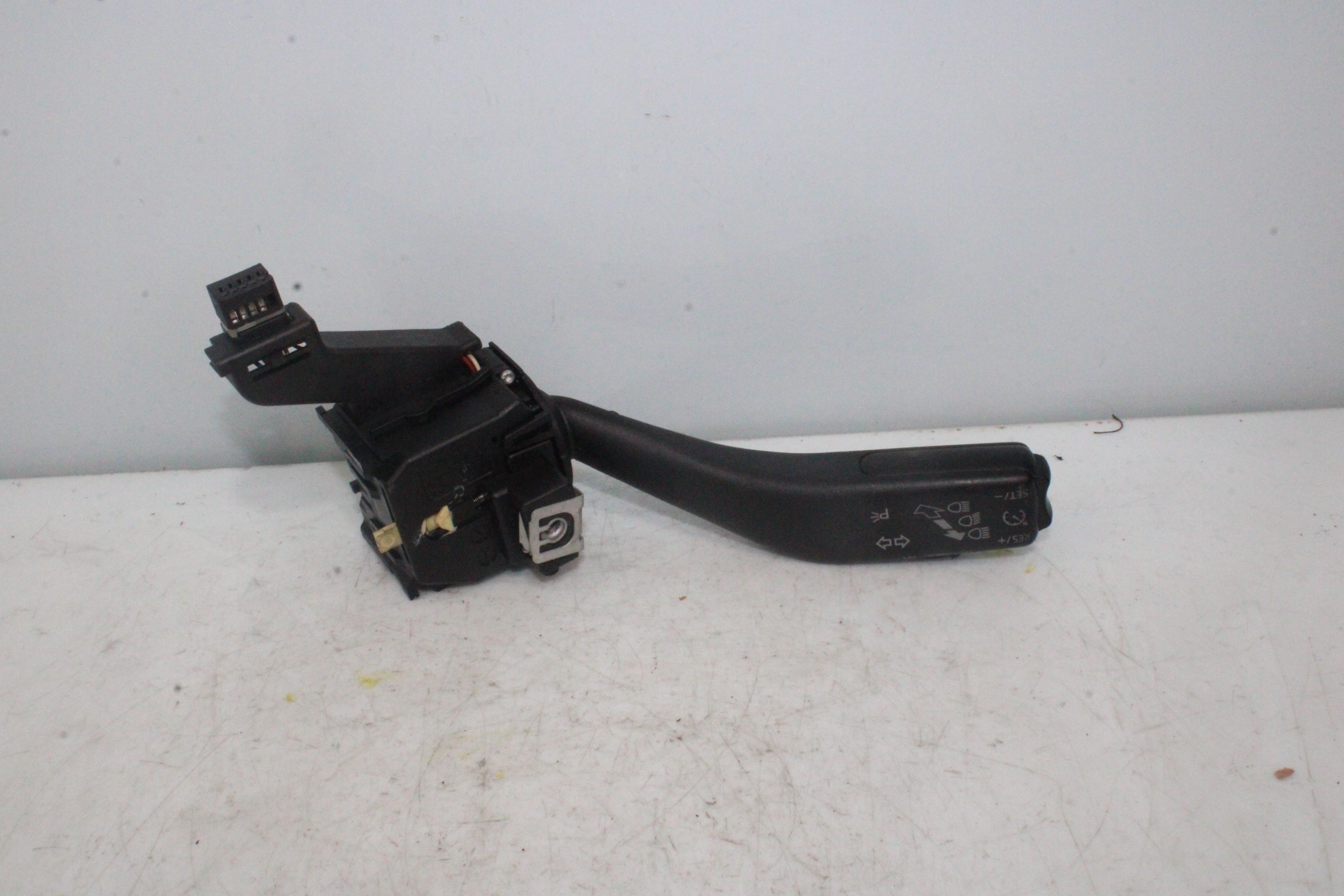 SEAT Leon 2 generation (2005-2012) Переключатель света 1K0953513G 23774169