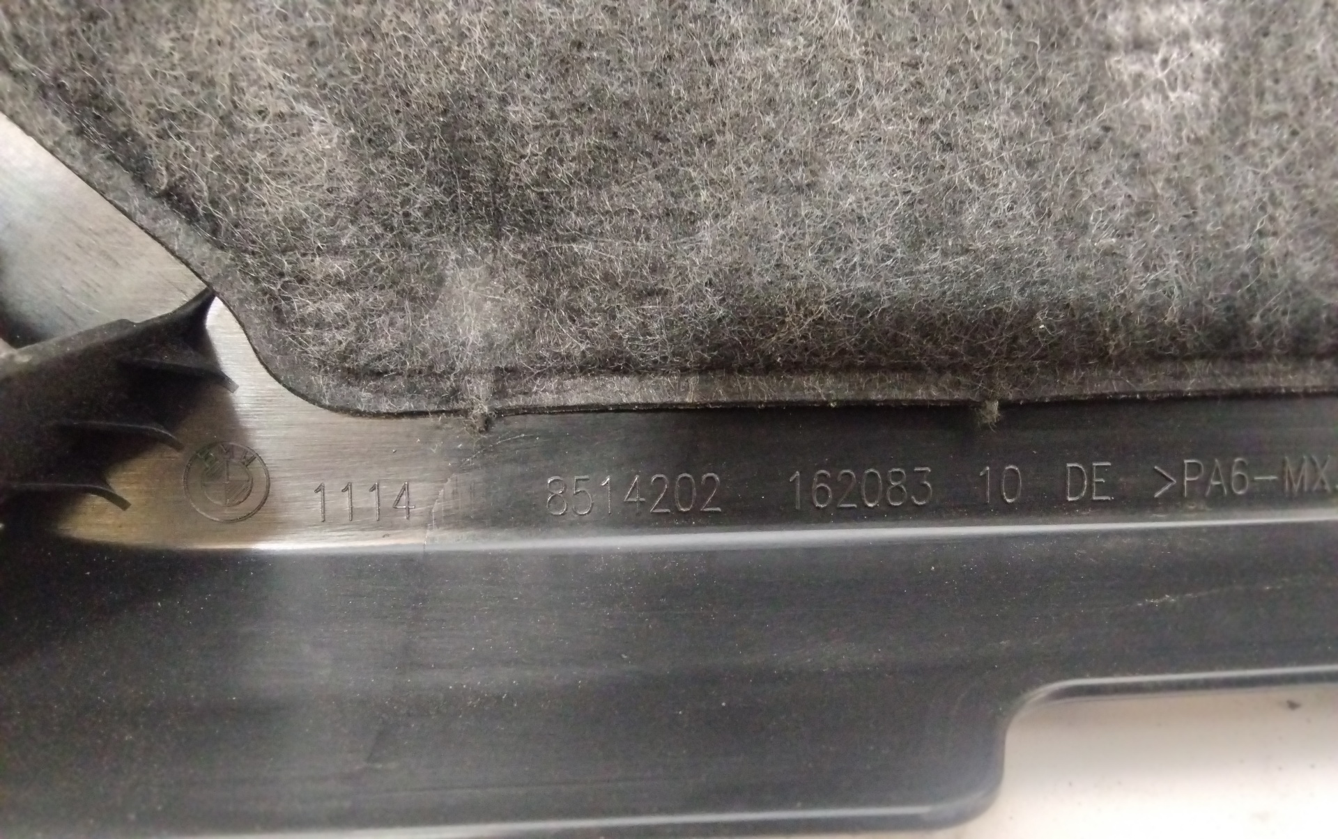 Tapa motor 8514202 de Bmw Serie 3 2015-2017 - pieza usada