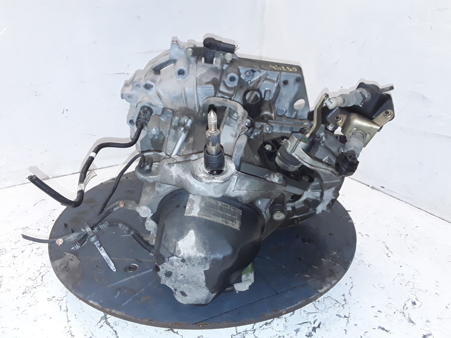 NISSAN Almera N16 (2000-2006) Gearbox JR5106 23643068