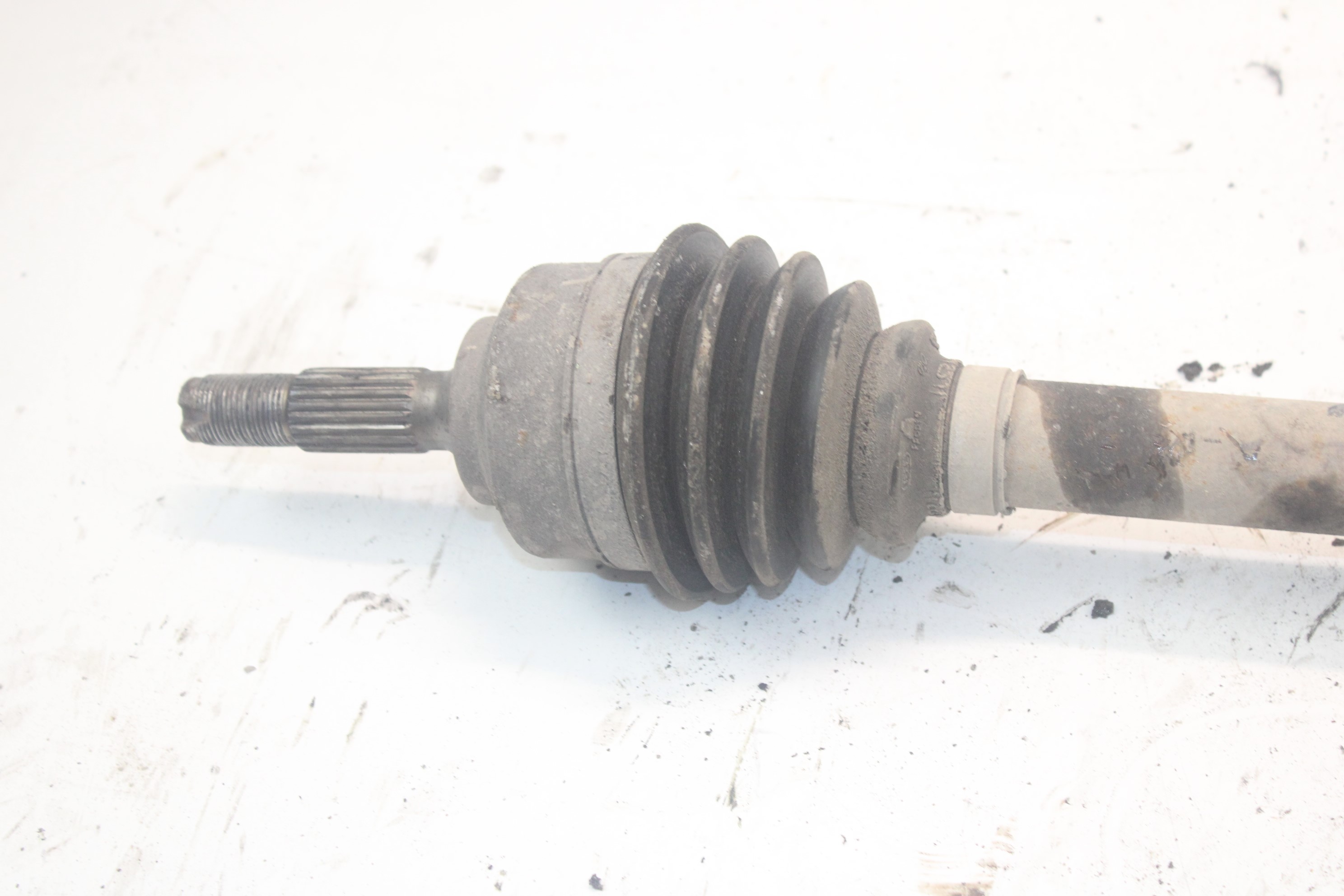 CITROËN C3 1 generation (2002-2010) Front Left Driveshaft 9650624180 23768777